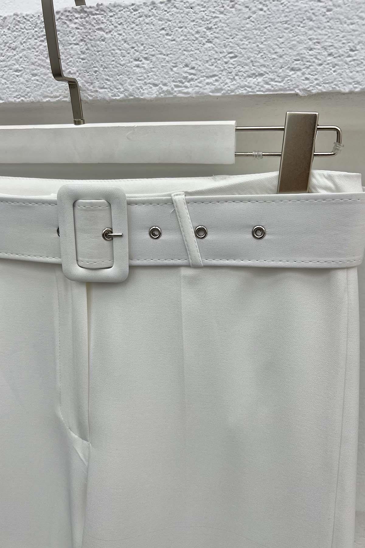 Kemerli Pantolon Beyaz