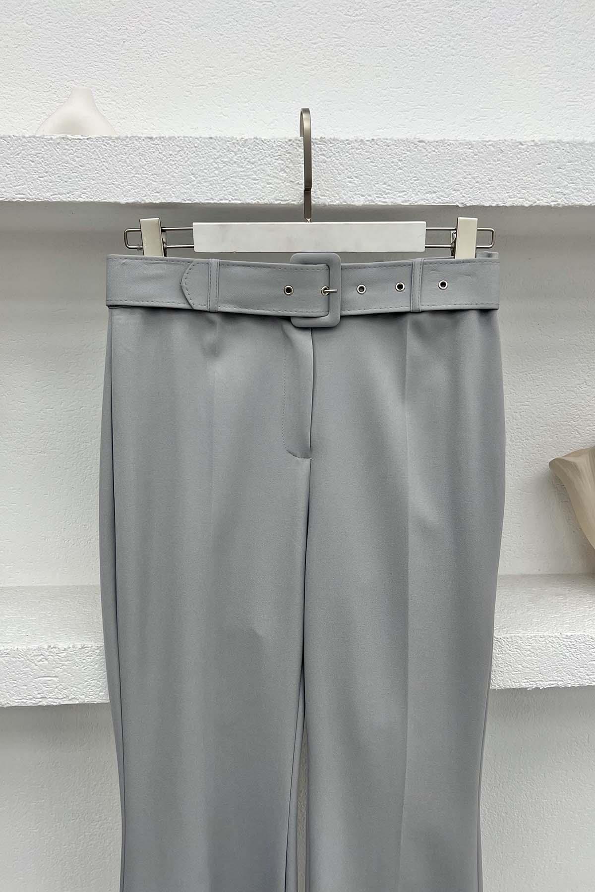 Kemerli Pantolon Gri