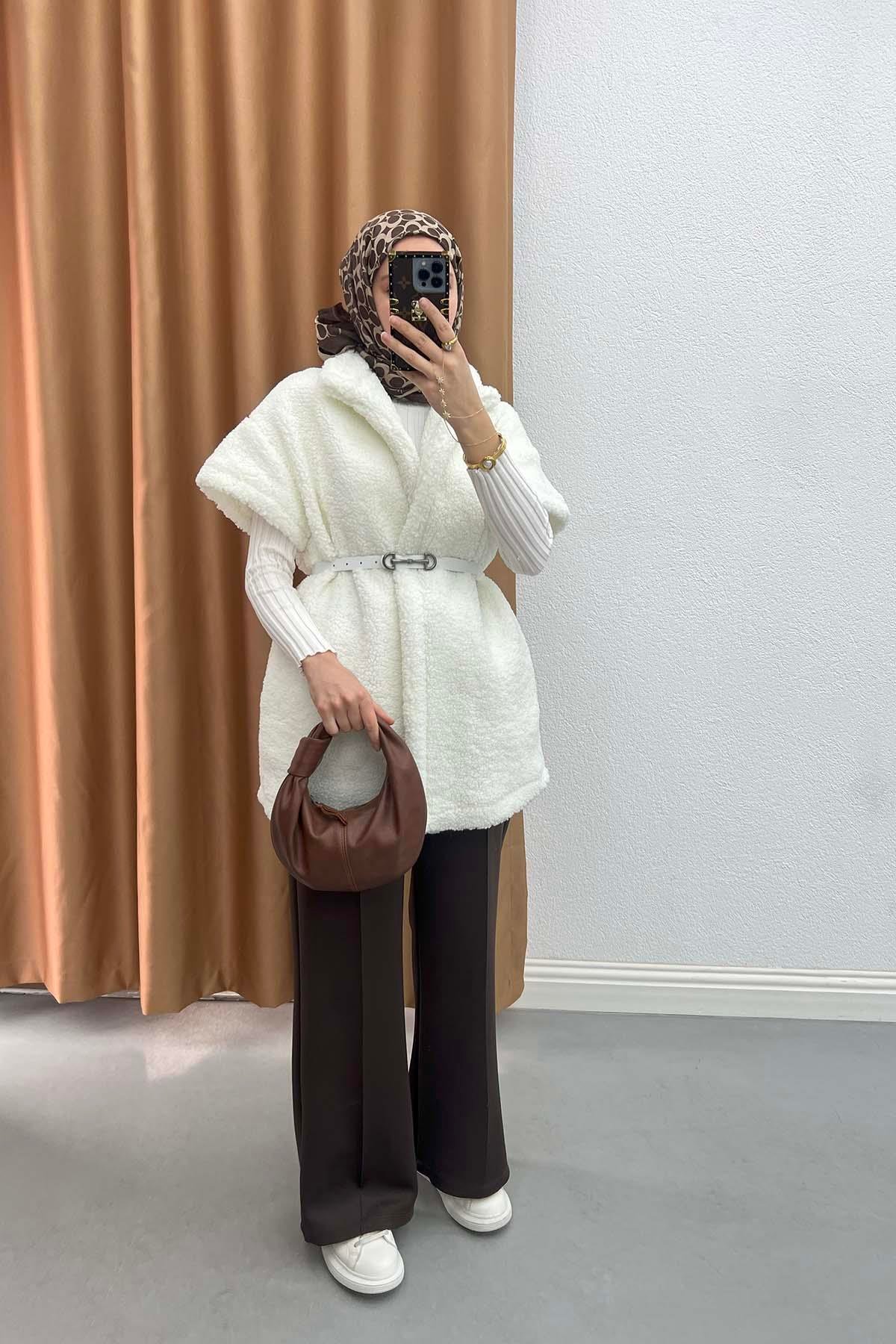 Kemerli Peluş Yelek Beyaz