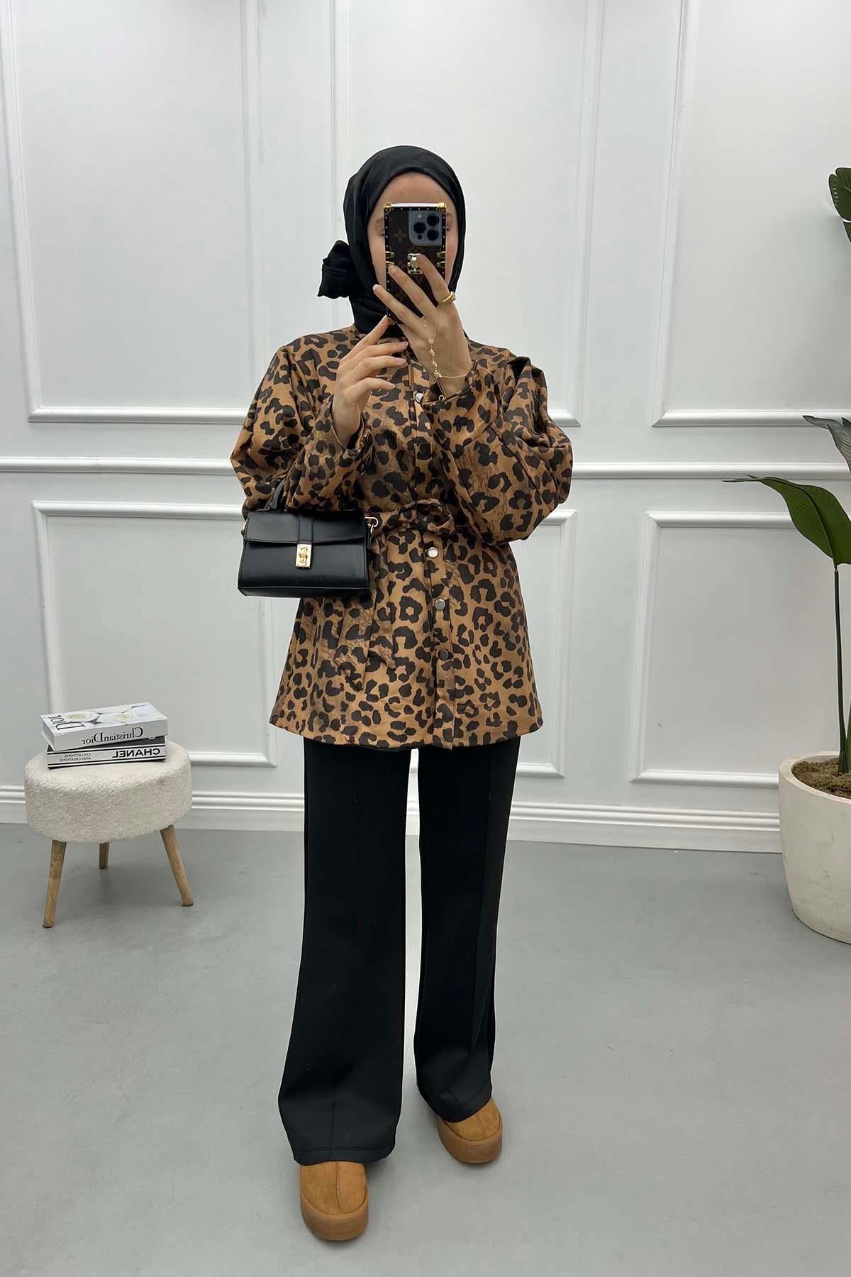 Kol Detaylı Leopar Ceket Leopar
