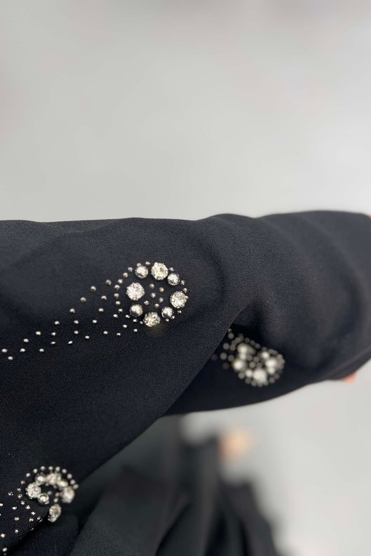 Kol Taşlı Abaya Siyah