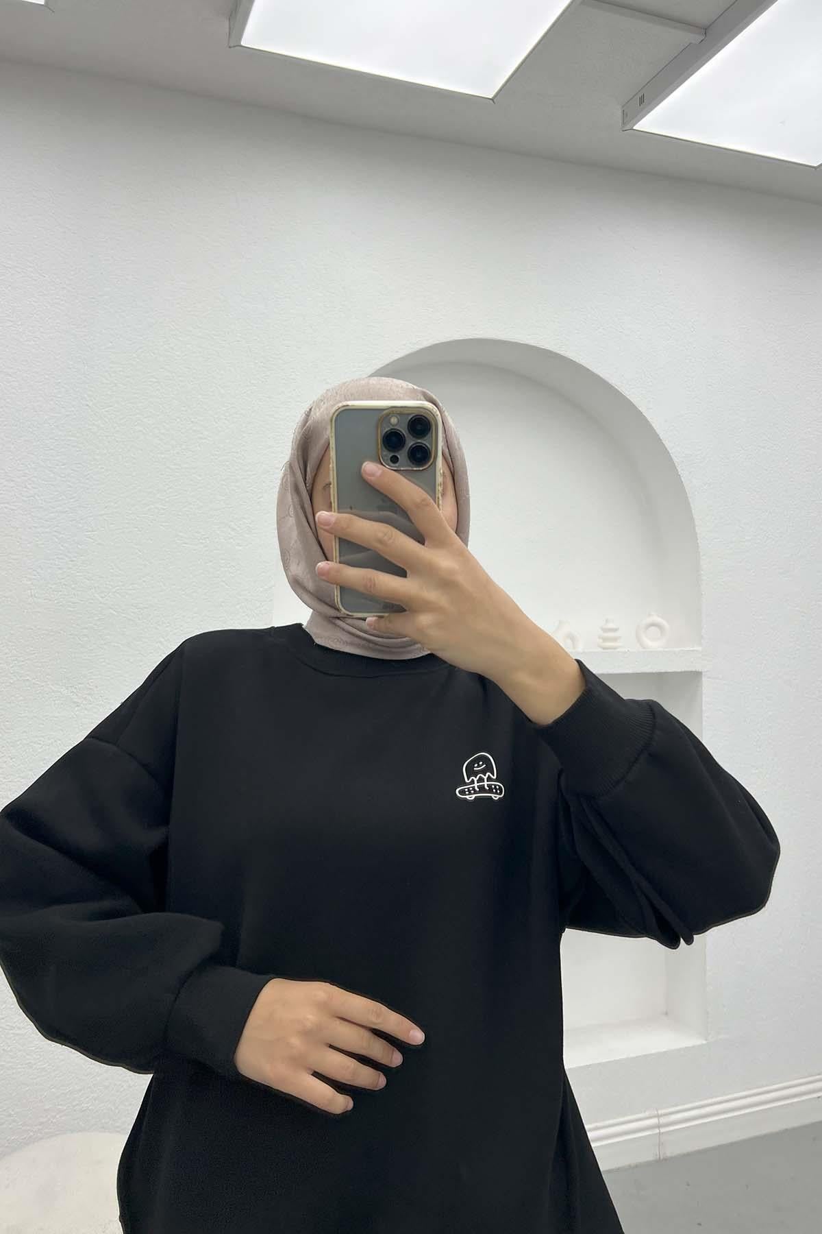 Kol Yırtmaçlı Üç İplik Sweatshirt Siyah