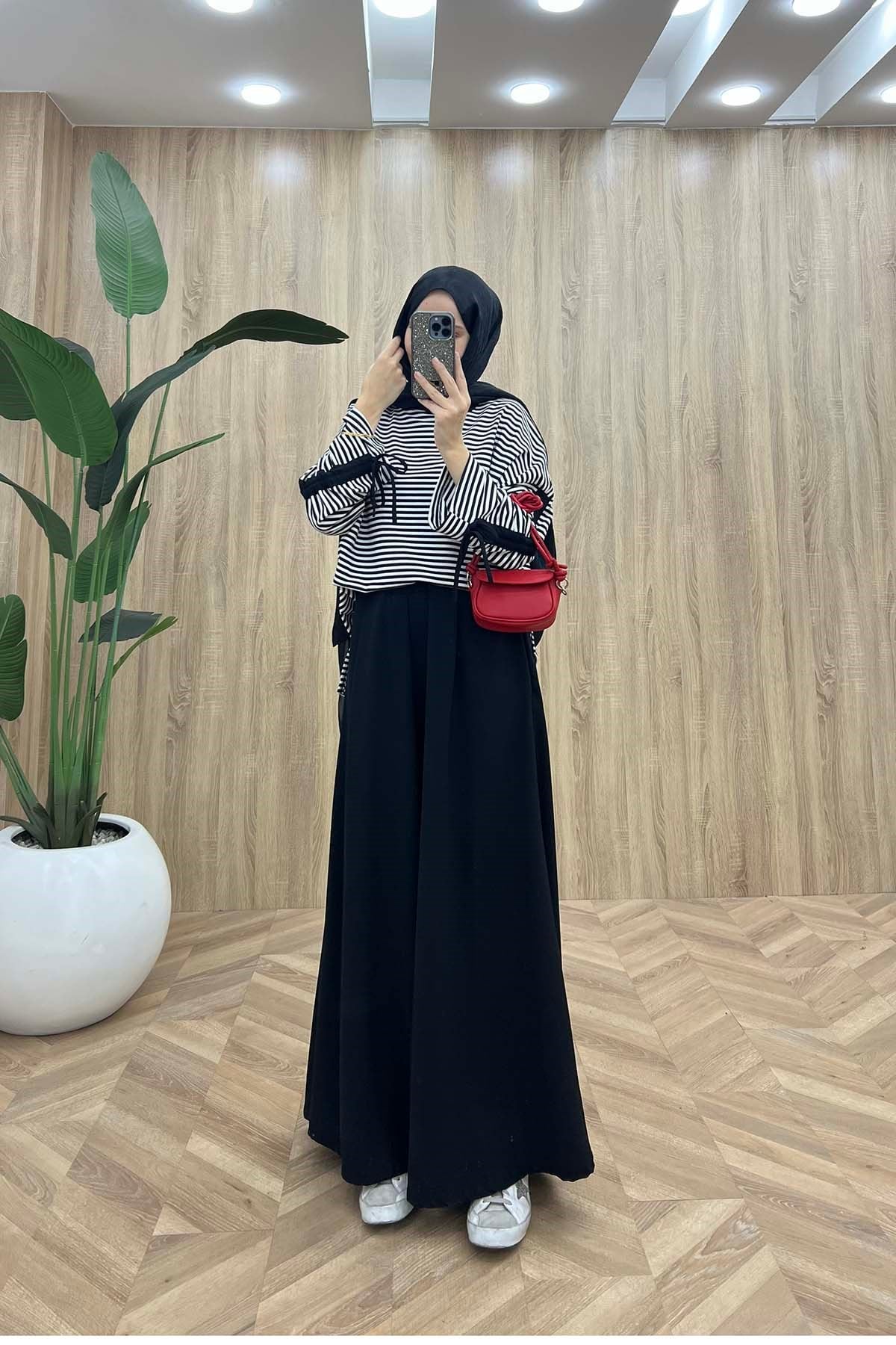 Kolları İp Detaylı Çizgili Riba Sweatshirt Siyah