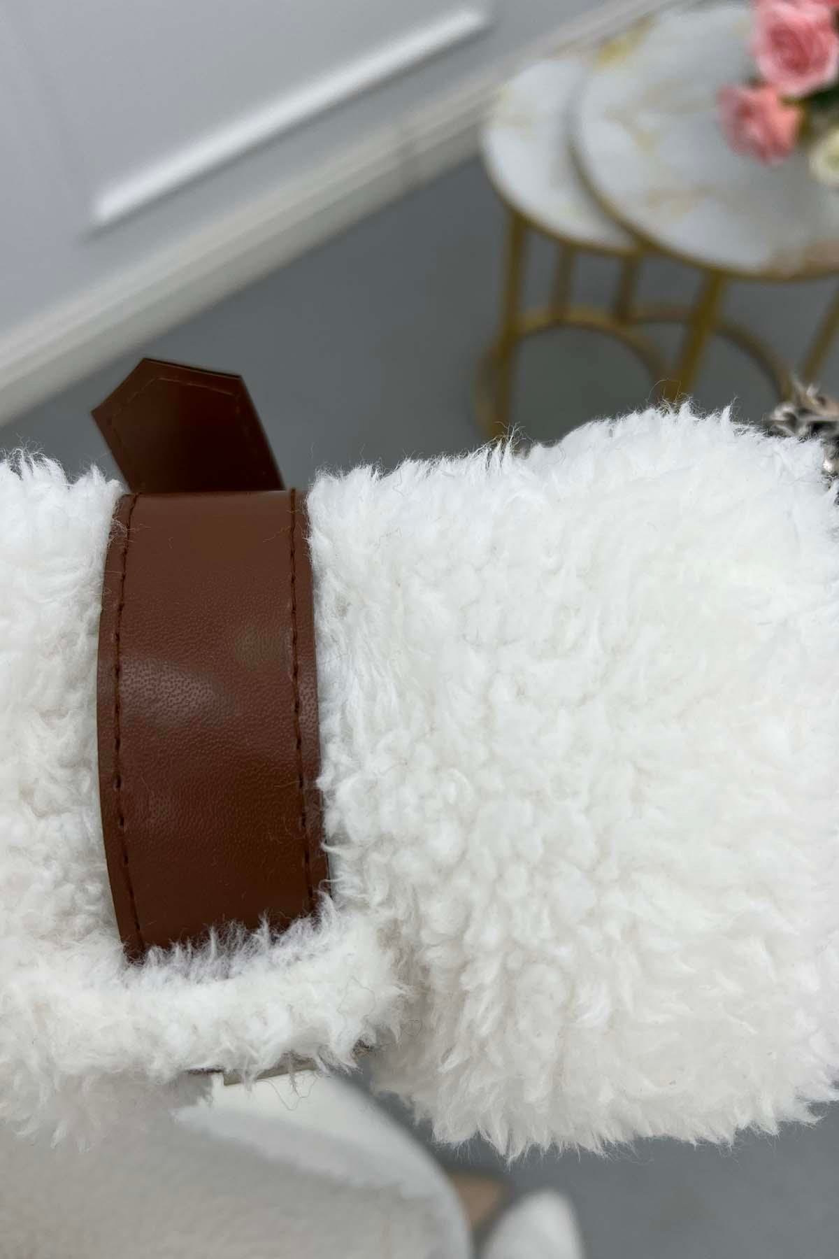 Kolları Kemer Detaylı Astarlı Peluş Mont Beyaz
