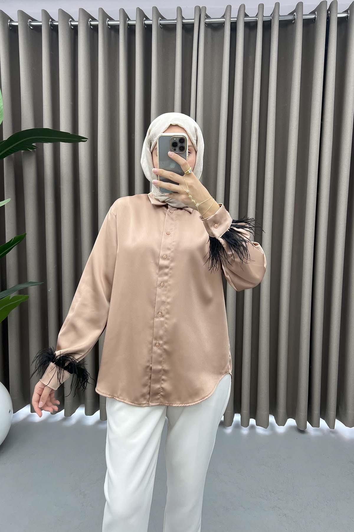 Kolları Tüylü Saten Gömlek Sütlü Kahve
