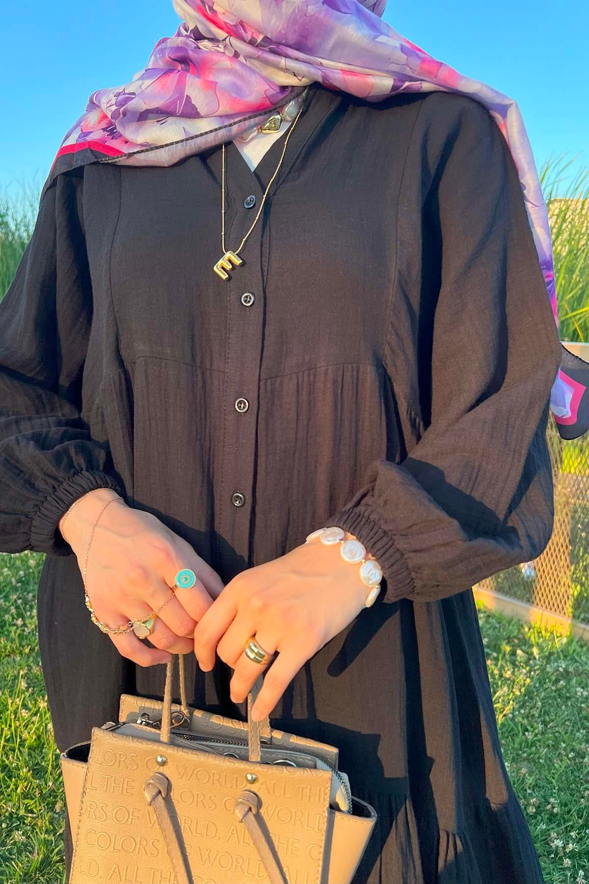 Kolu Lastikli Yarım Düğme Elbise Siyah