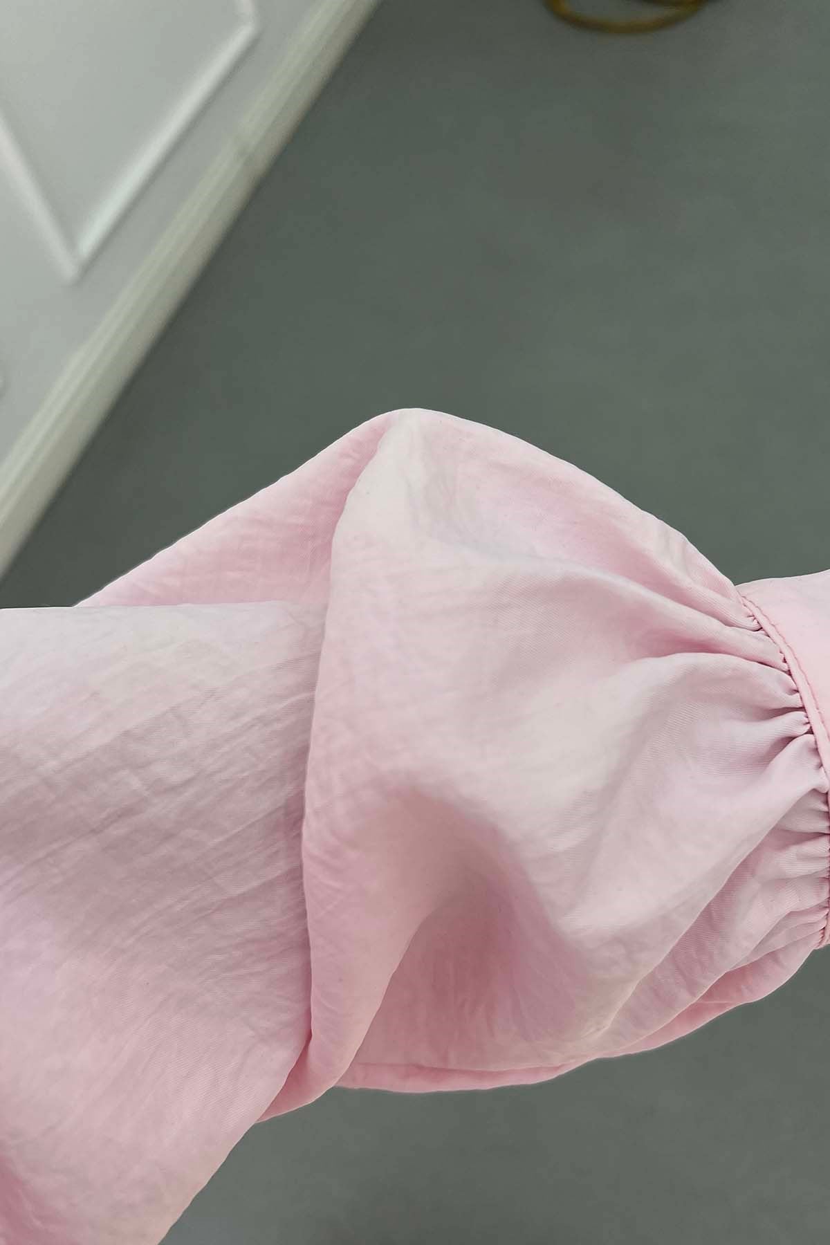 Krinkıl Dokulu Etek Ucu Piliseli Kemerli Maldiv Elbise Pembe