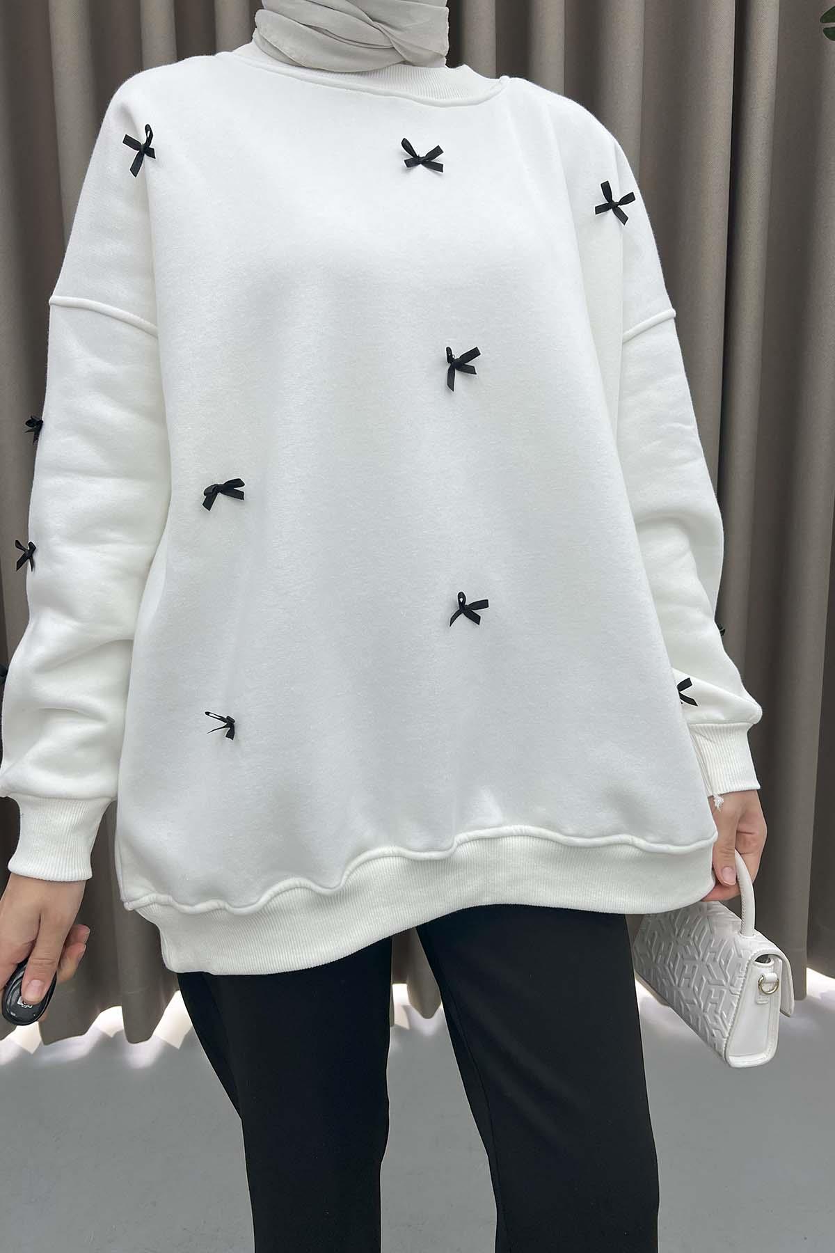Kurdeleli Sweatshirt Beyaz