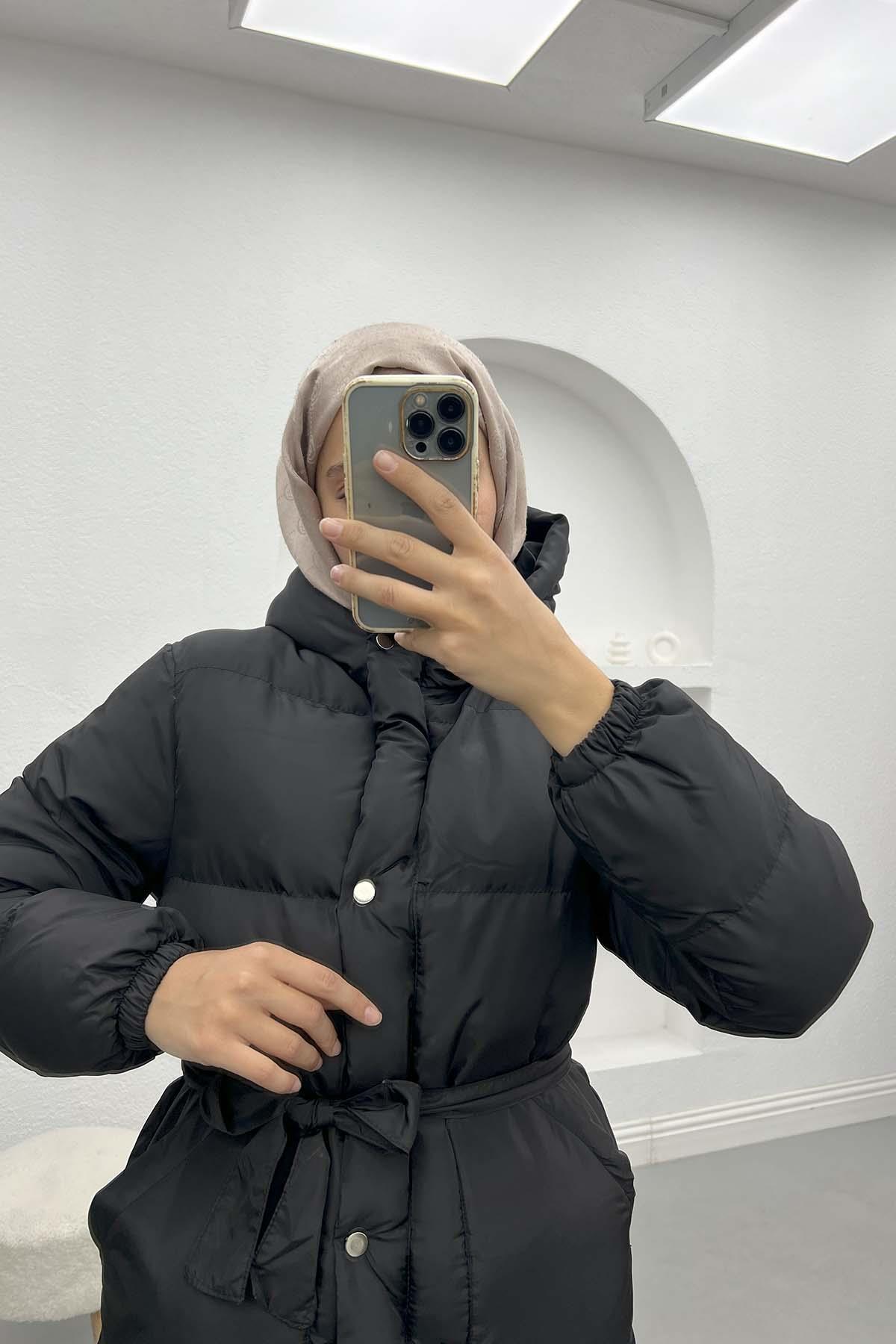 Kuşaklı Şişme Mont Siyah