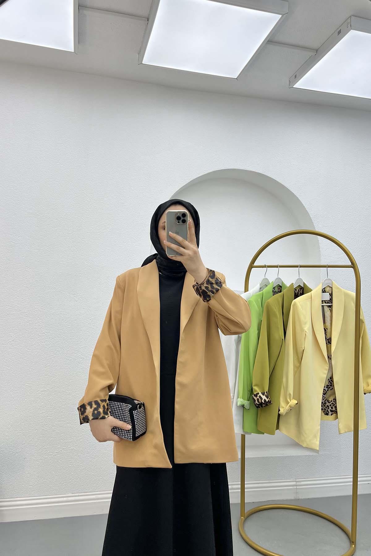Leopar Desenli Ceket Camel