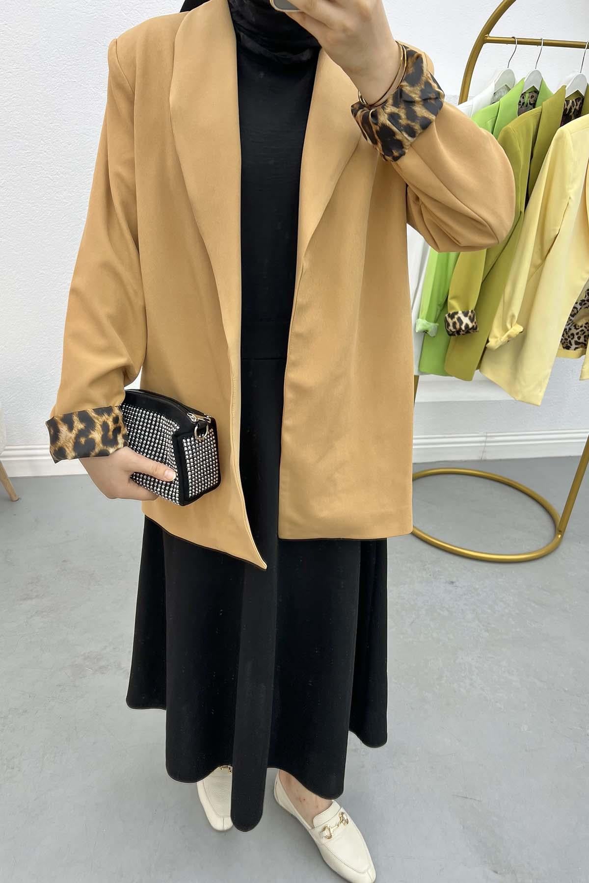 Leopar Desenli Ceket Camel