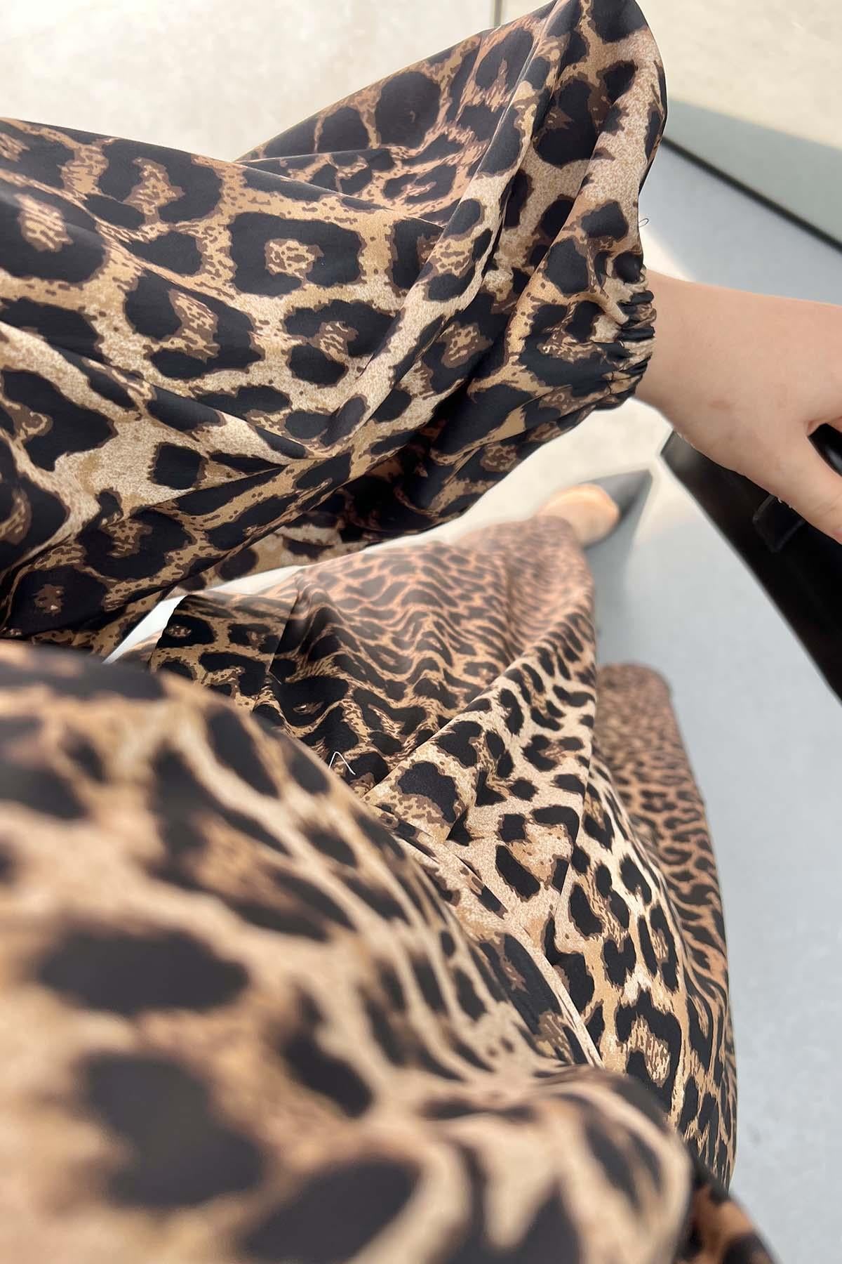 Leopar Desenli Elbise Siyah