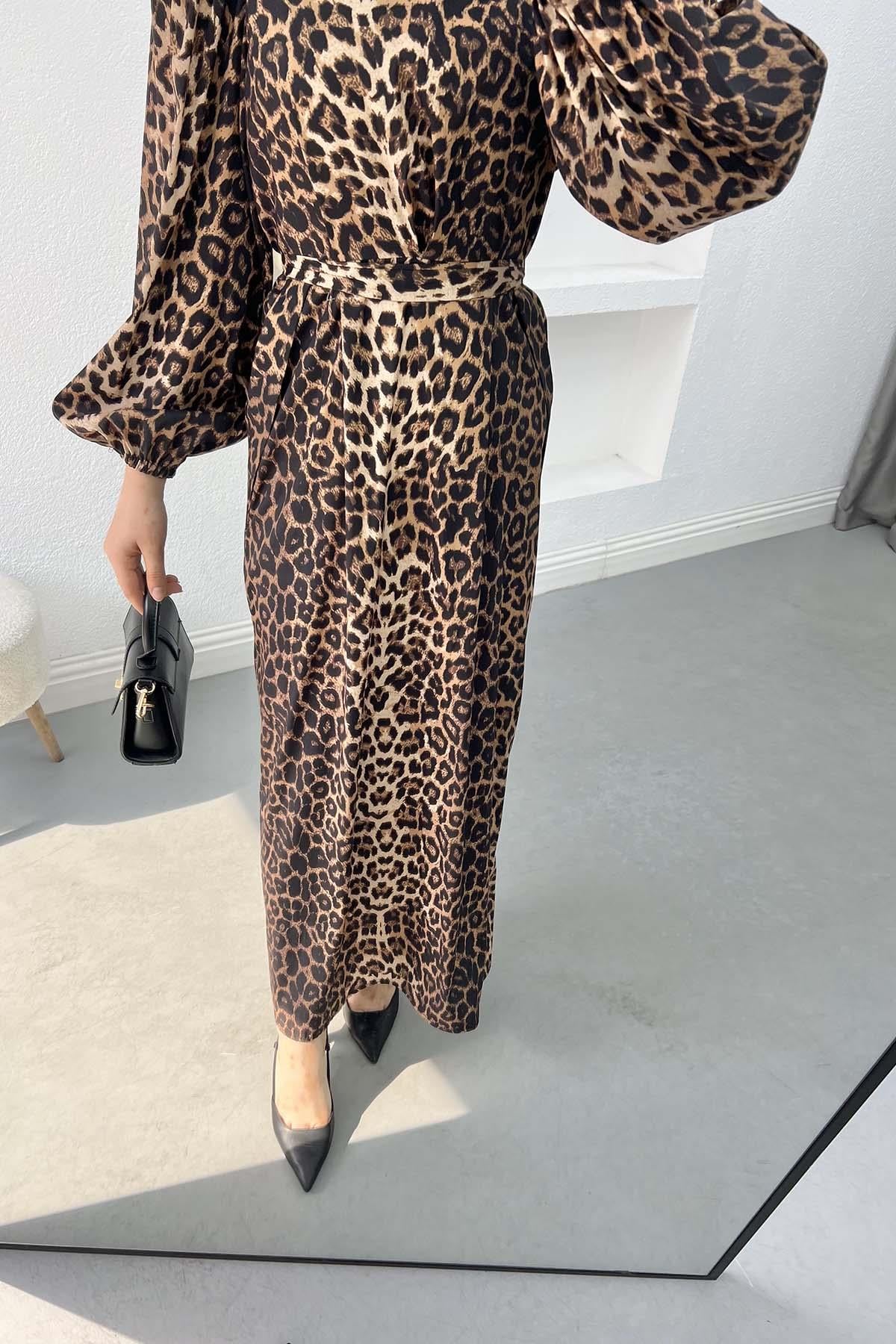 Leopar Desenli Elbise Siyah