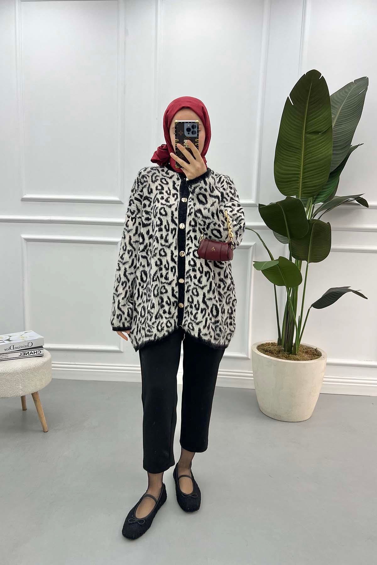 Leopar Desenli Hırka Ekru