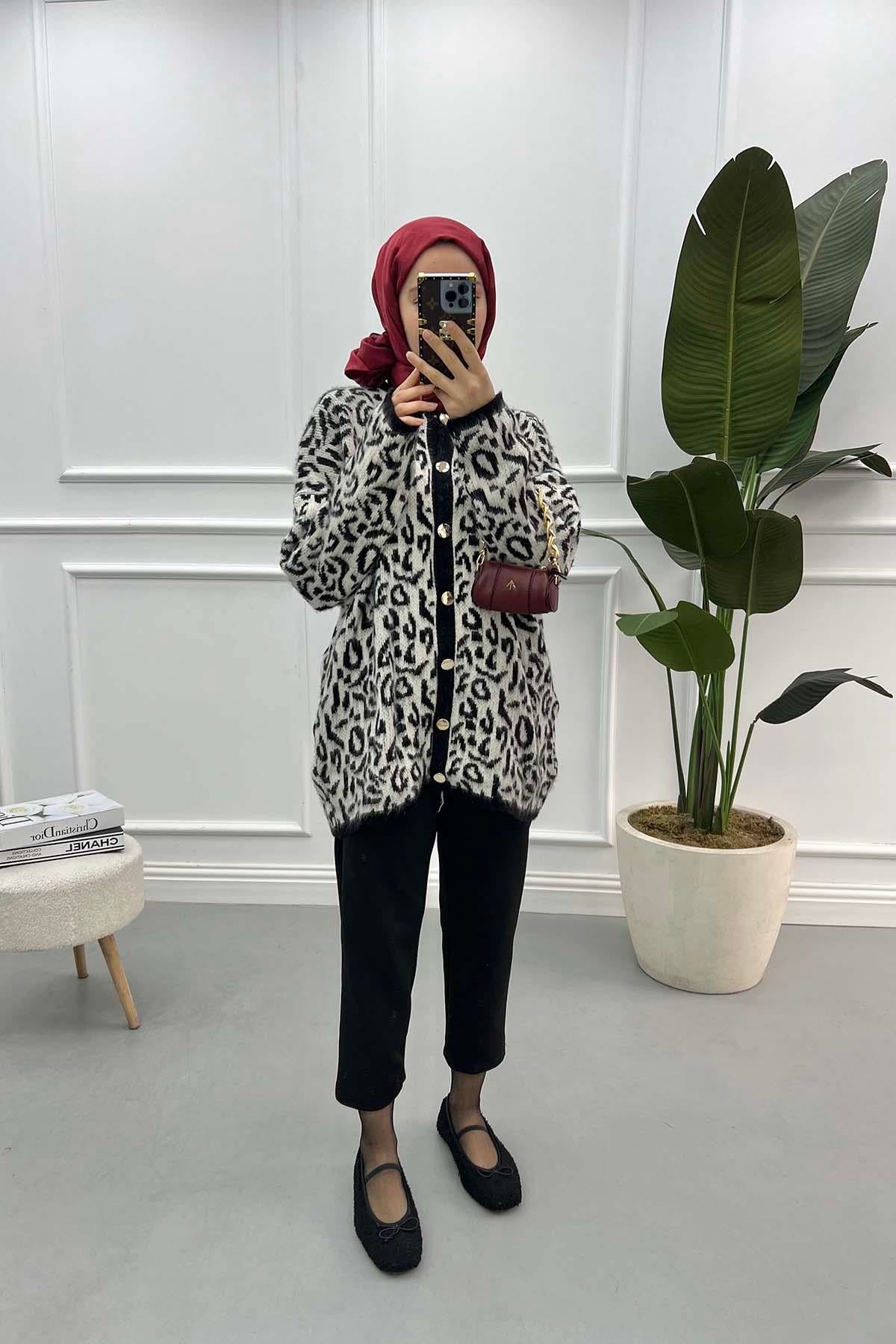 Leopar Desenli Hırka Ekru