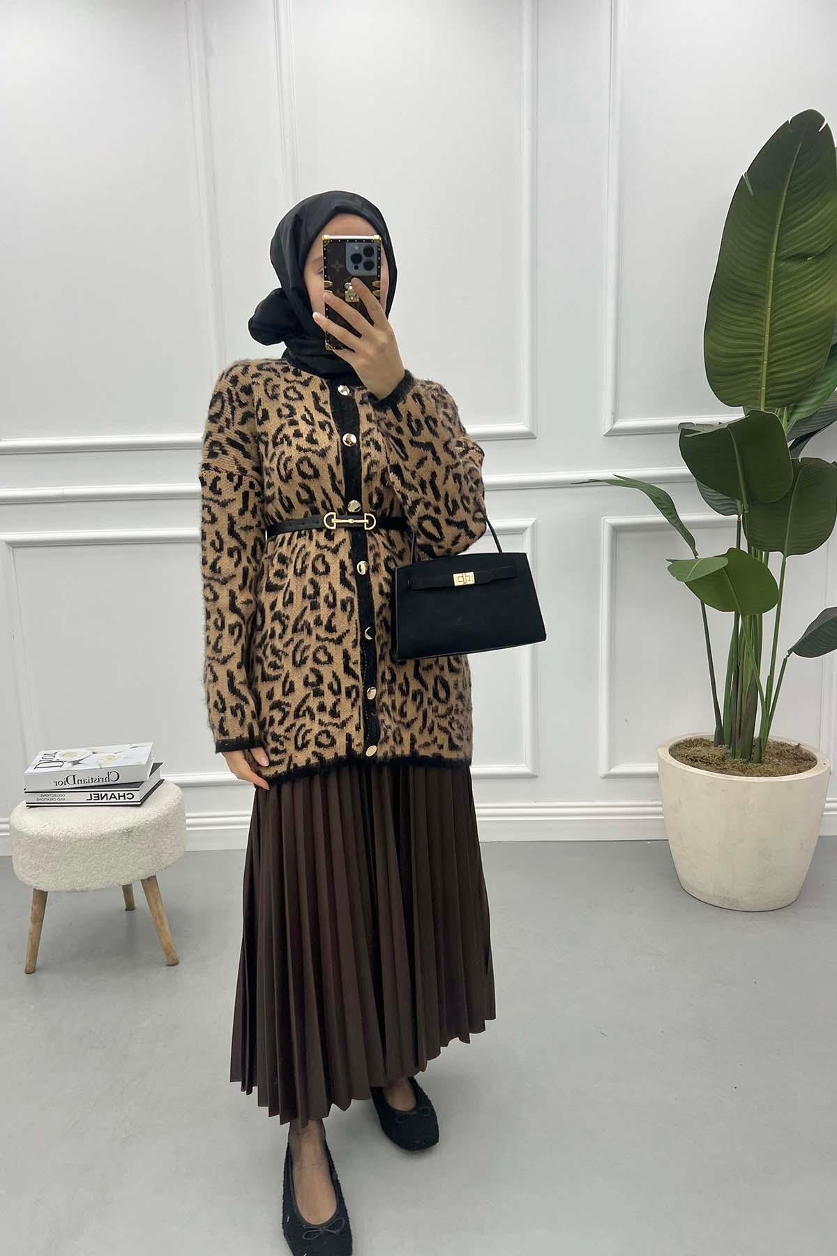 Leopar Desenli Hırka Sütlü Kahve