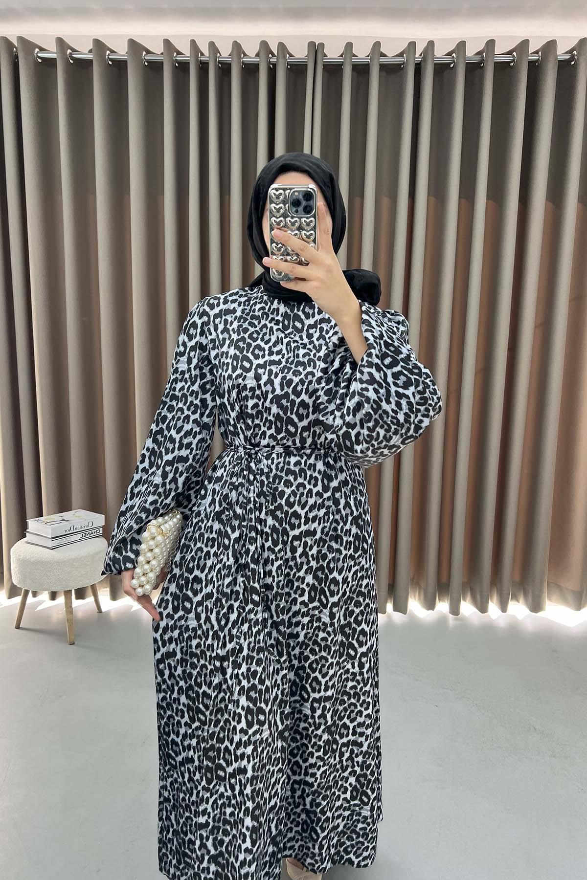 Leopar Desenli Saten Elbise Siyah