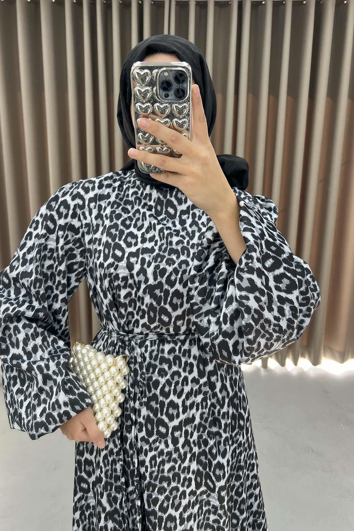 Leopar Desenli Saten Elbise Siyah