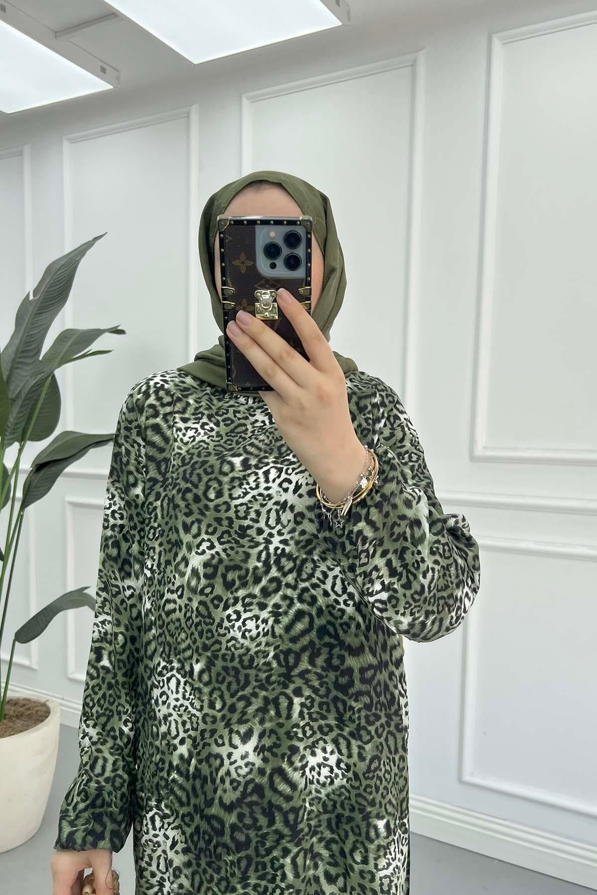 Leopar Desenli Viskon Elbise Yeşil