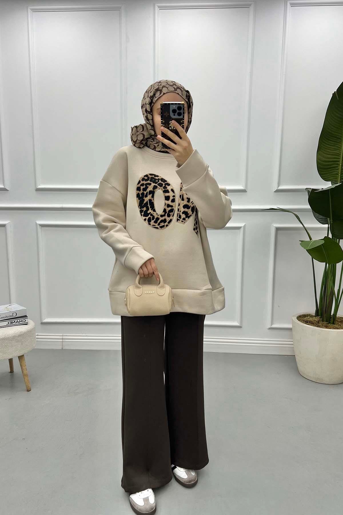 Leopar Yazılı Üç İplik Sweatshirt Bej