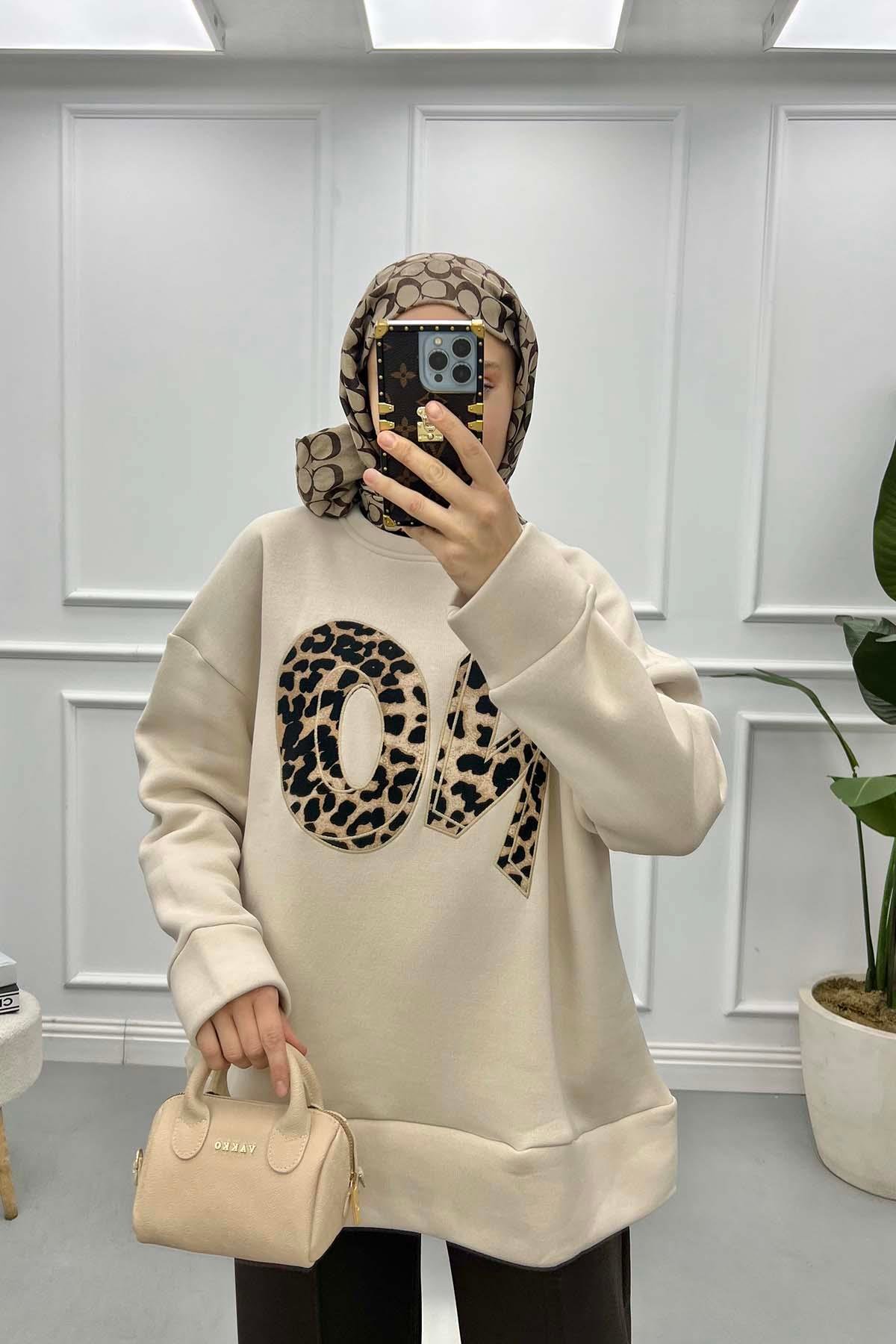 Leopar Yazılı Üç İplik Sweatshirt Bej