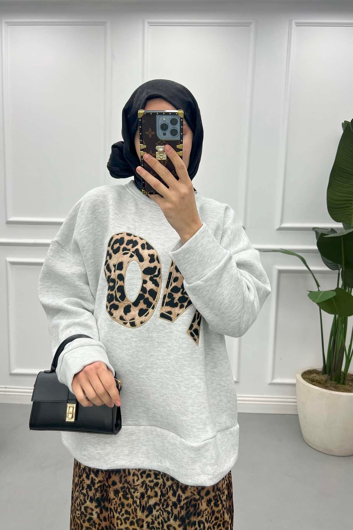 Leopar Yazılı Üç İplik Sweatshirt Gri