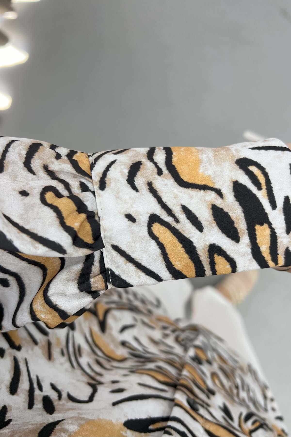 Leoparlı Gömlek Bej