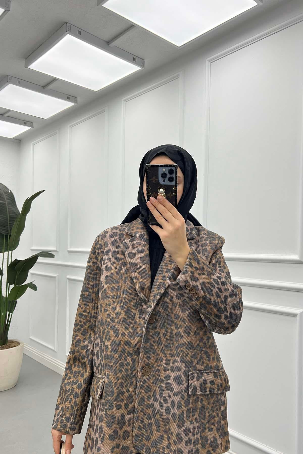 Leoparlı Kaşe Ceket Leopar