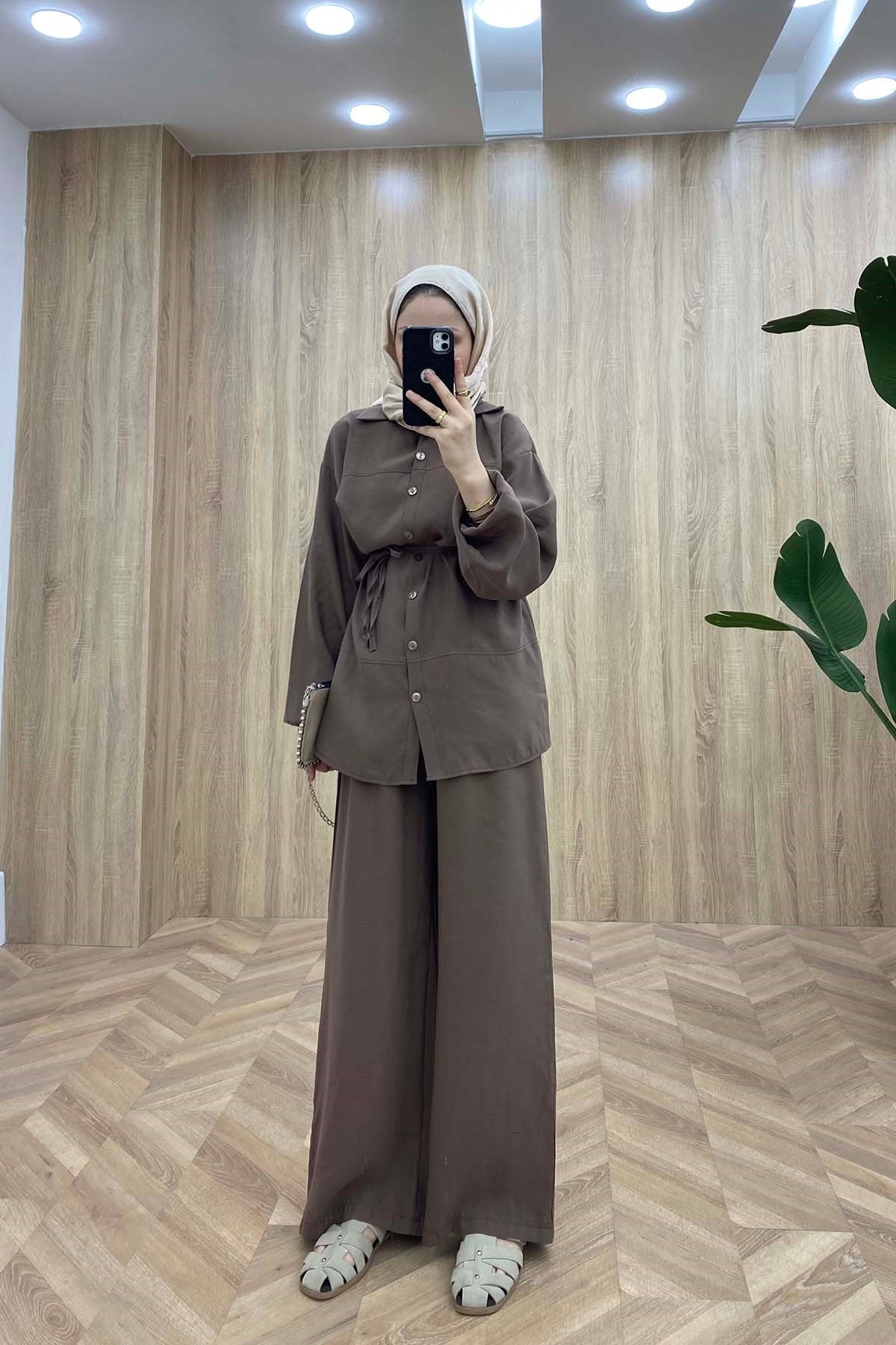 Lidya Modern Kesim Takım Kahve