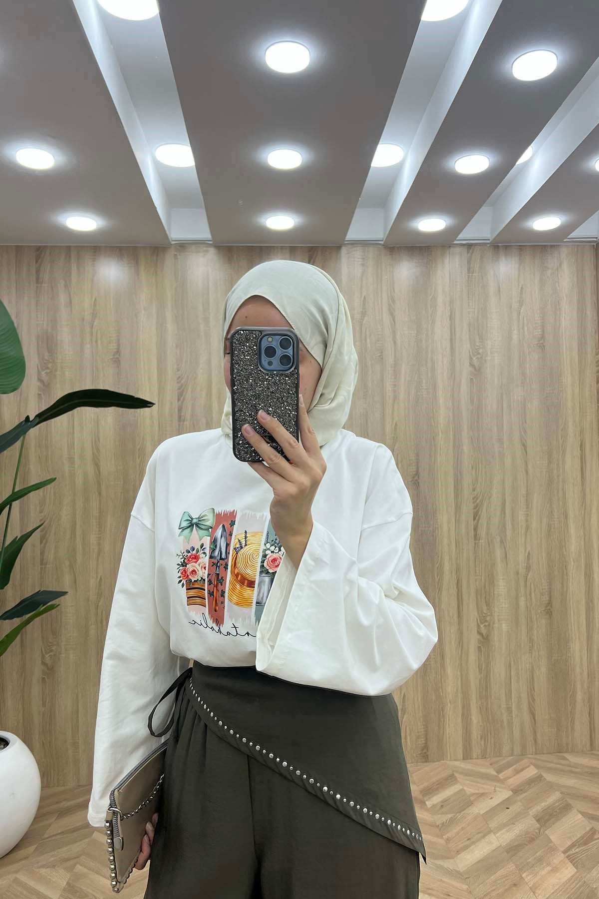 Lina Minimalist Belden Taşlı Fular Detaylı Pantolon Haki