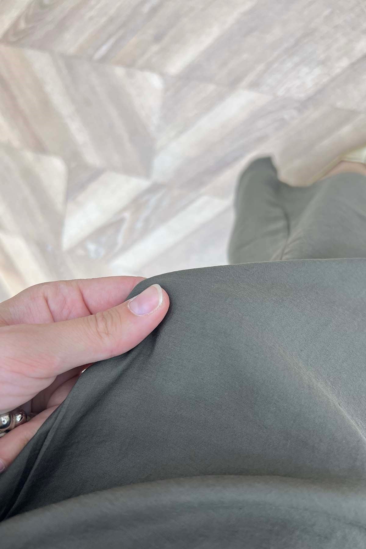 Lina Minimalist Belden Taşlı Fular Detaylı Pantolon Haki