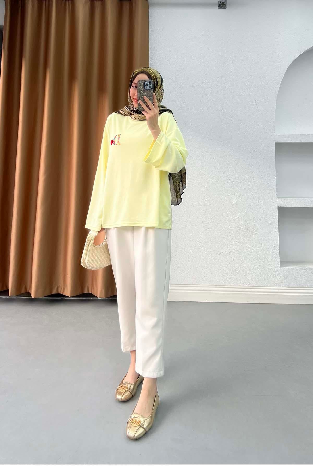 Love &  Letter Nakışlı Oversize Sweatshirt Sarı