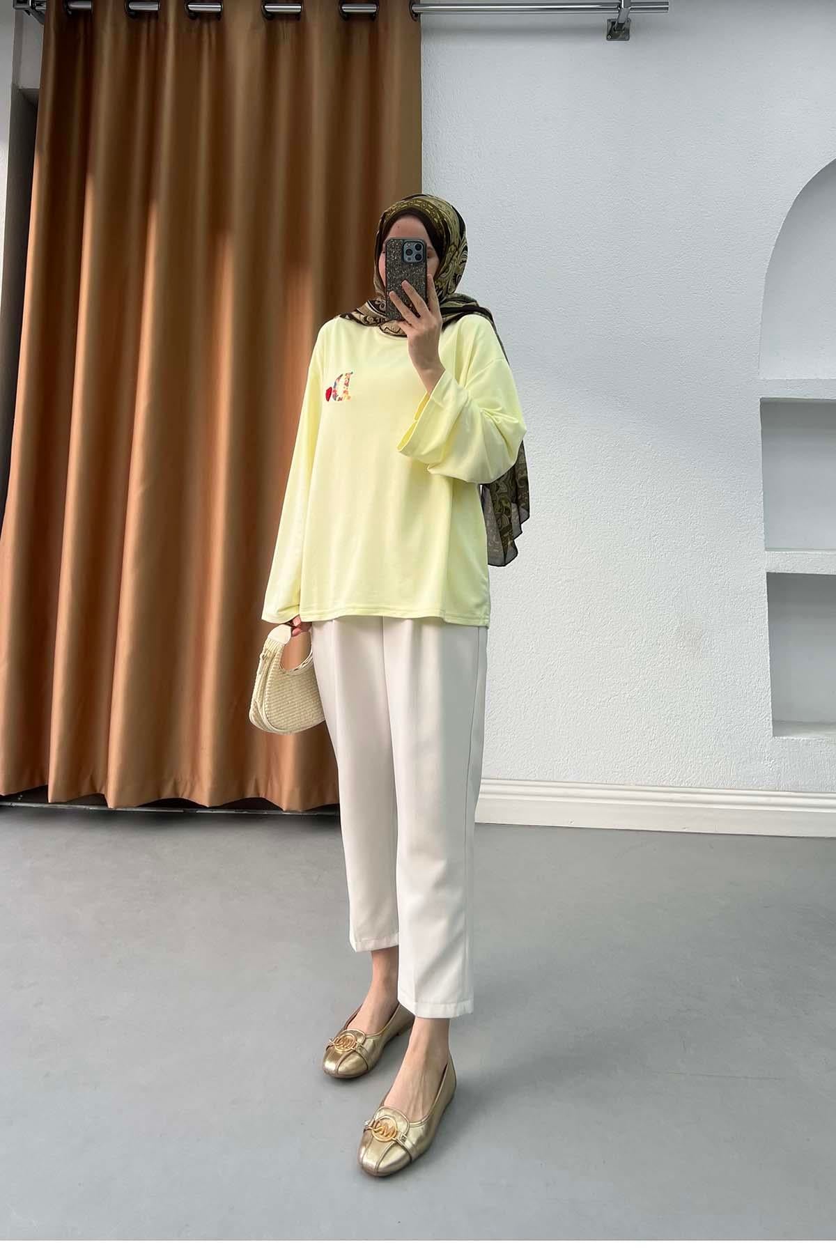 Love &  Letter Nakışlı Oversize Sweatshirt Sarı