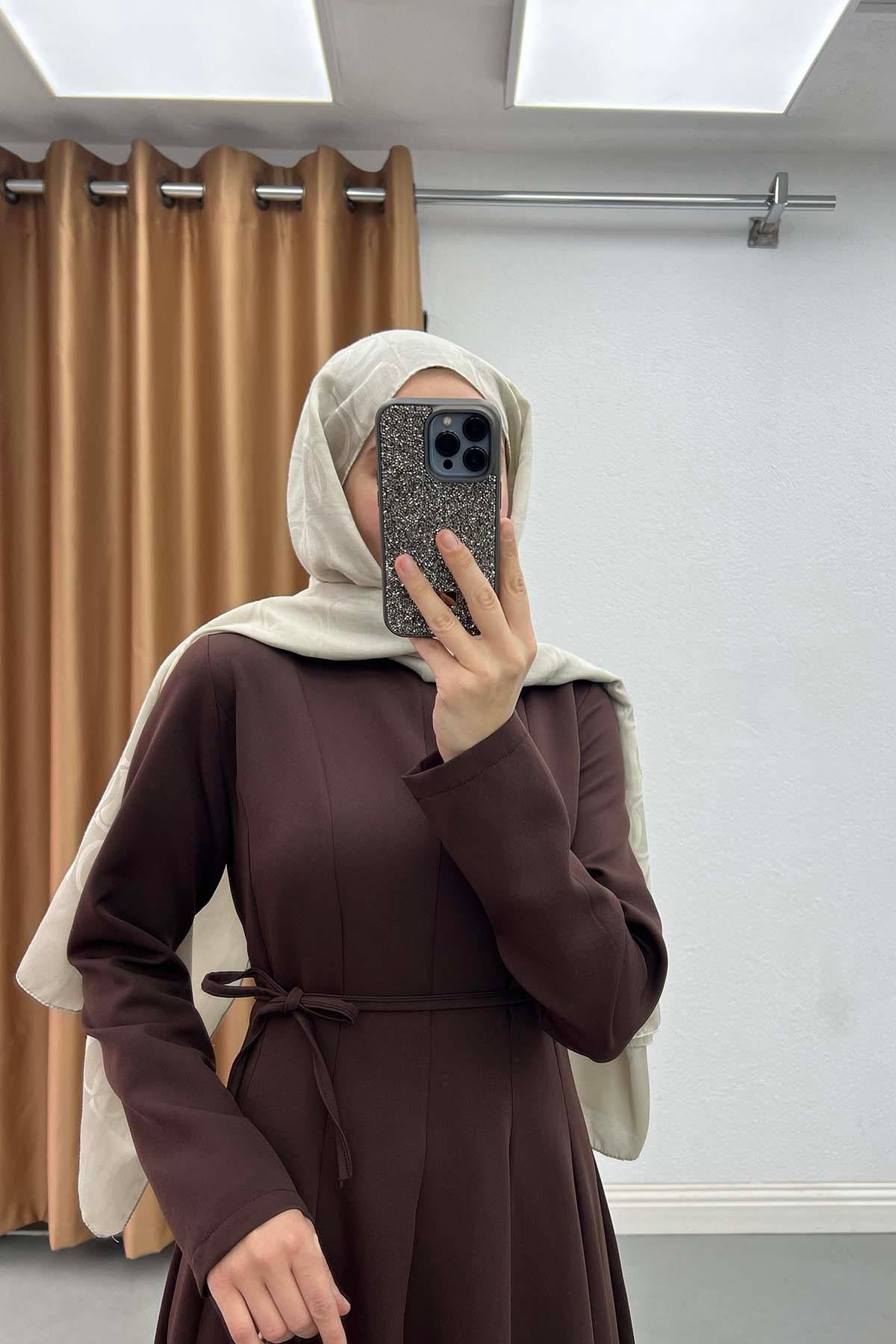 Minimalist Kesim Kemerli Elbise Acı Kahve