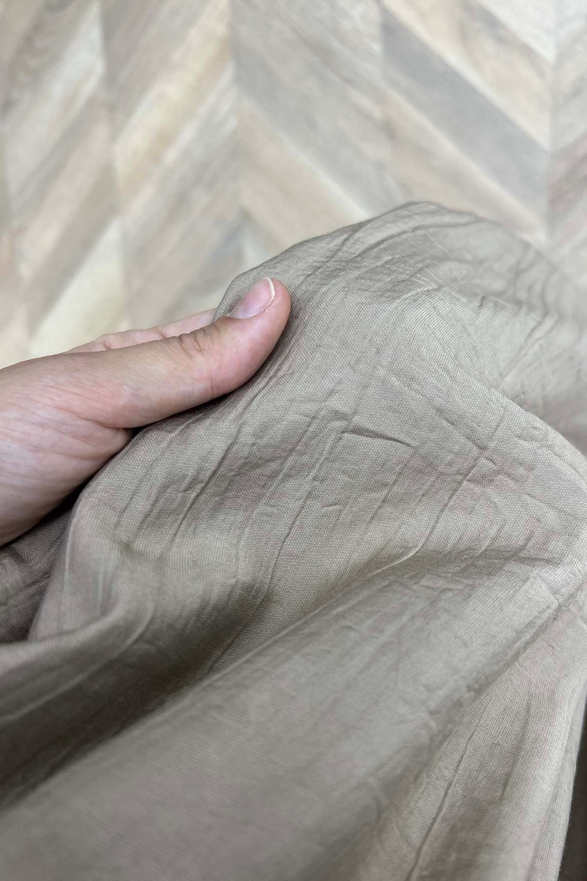 Modern Kemerli Dökümlü Çilek Pantalon Vizon