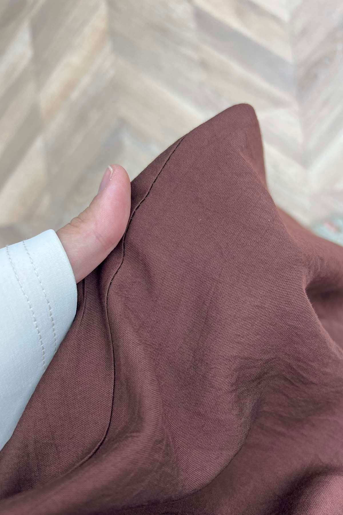 Modern Kemerli Dökümlü Çilek Pantalon Kahve