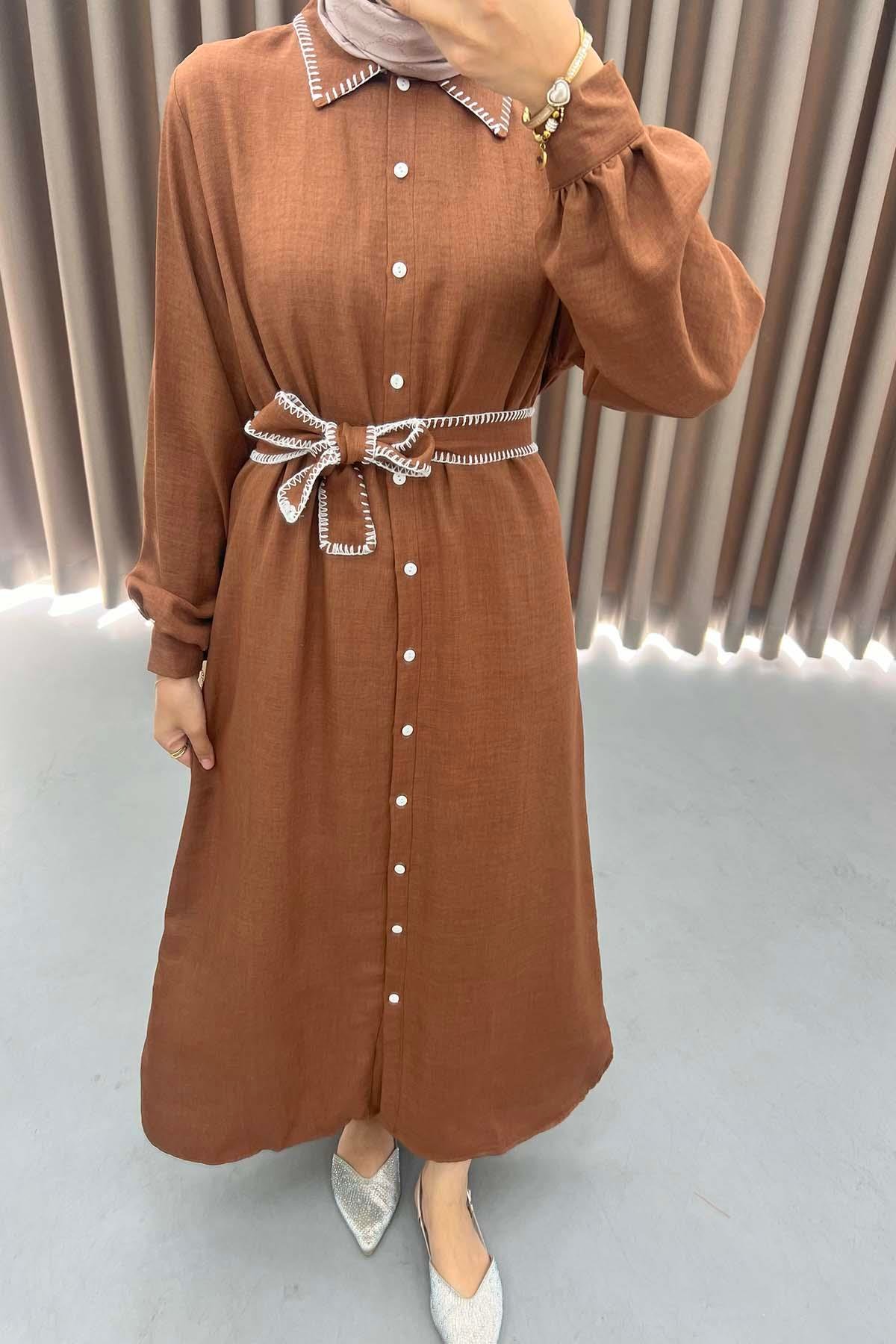 Nakış İşlemeli Elbise Kahve