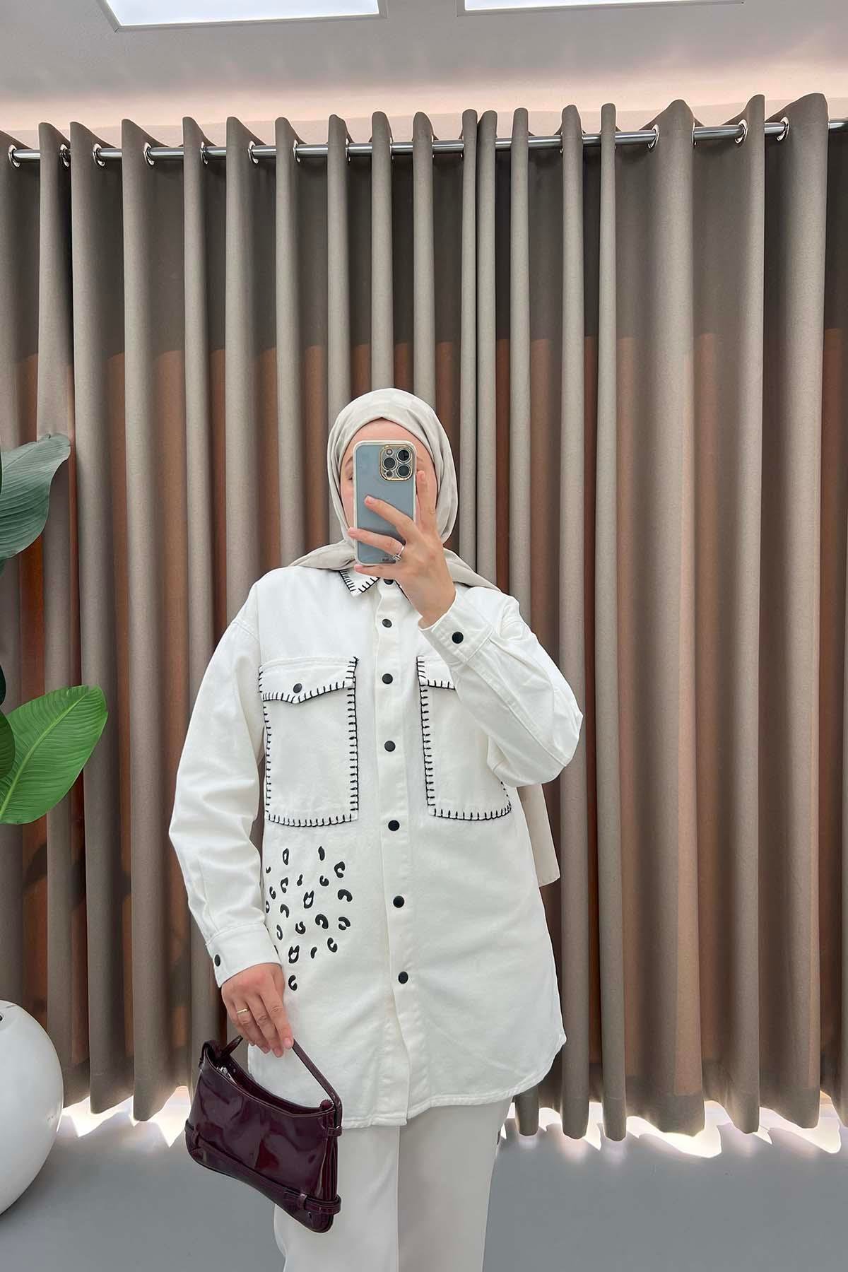 Nakış Ve Leoparlı Ceket Beyaz