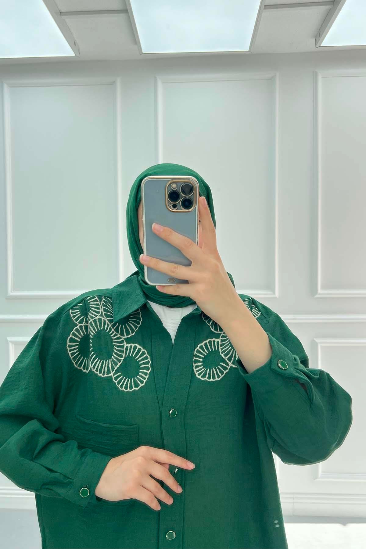 Nakışlı Oversize Gömlek Zümrüt Yeşili
