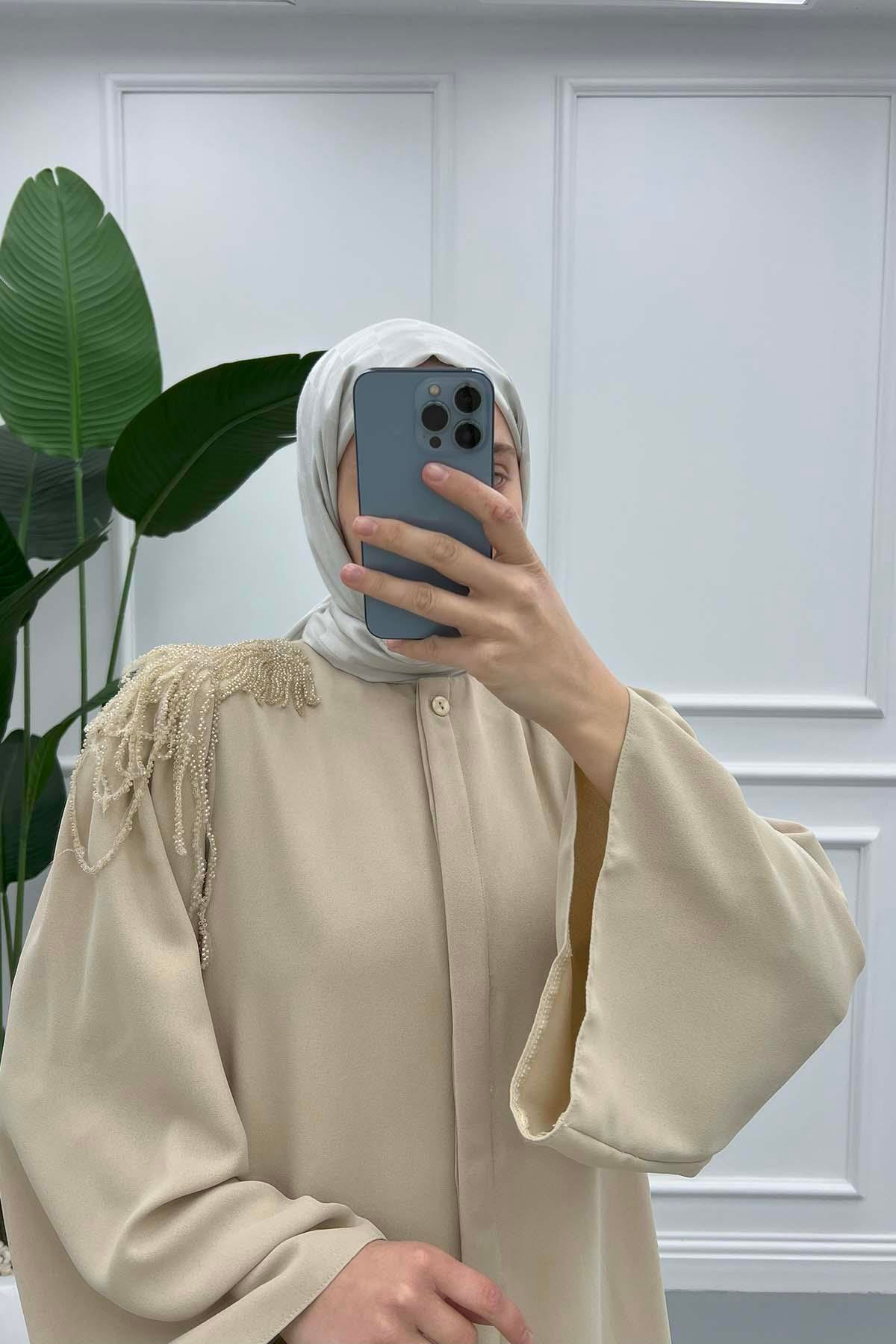 Omuz Boncuklu Abaya Bej