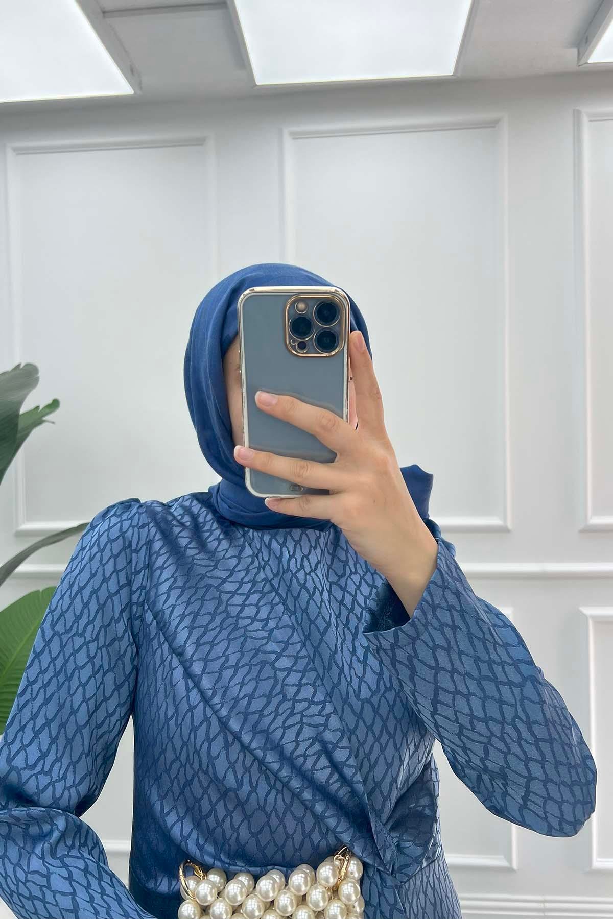 Önden Bağlamalı Jakarlı Elbise İndigo