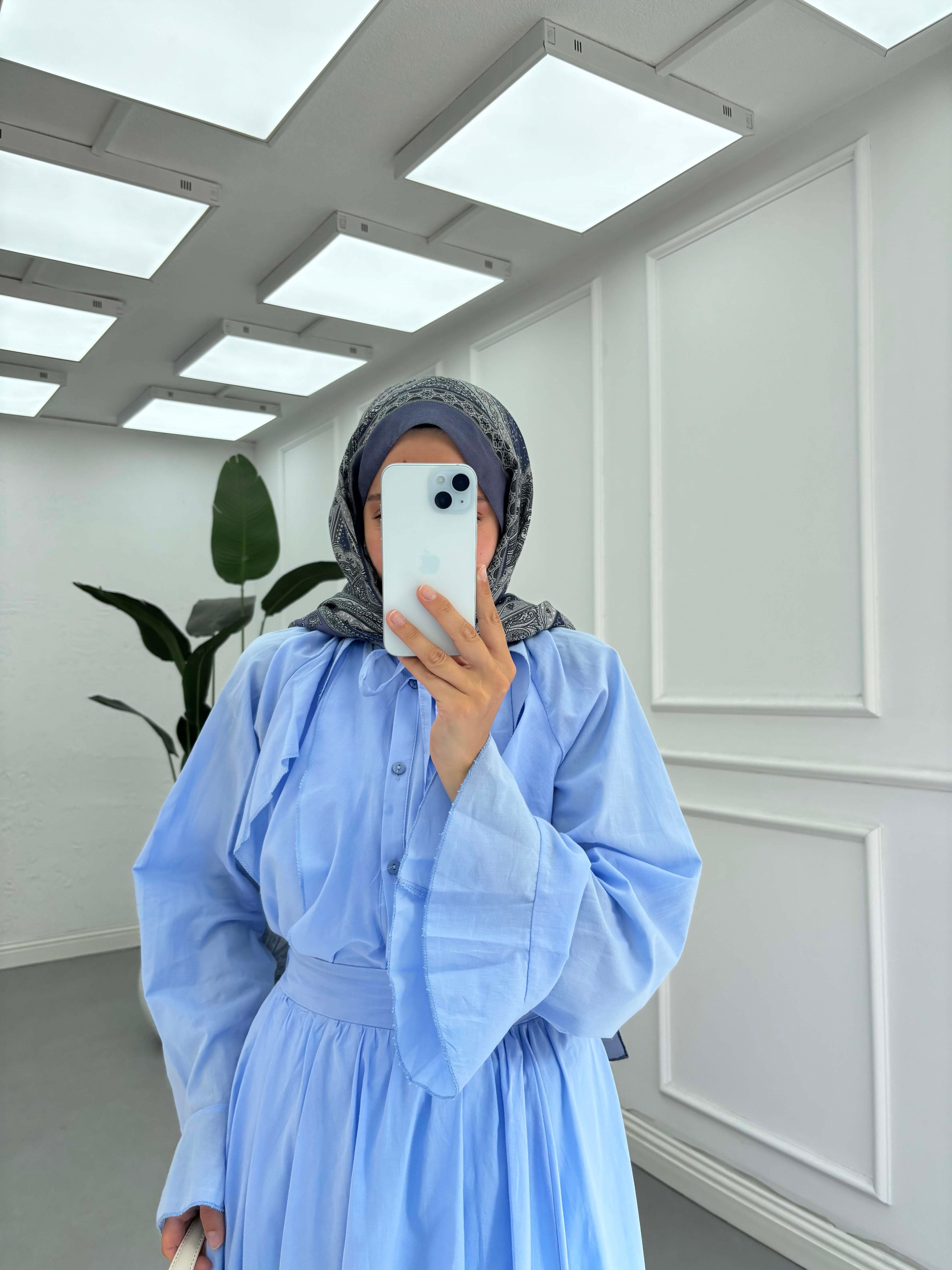 Önü Fırfırlı Yaka Bağlamalı Takım Bebe Mavi