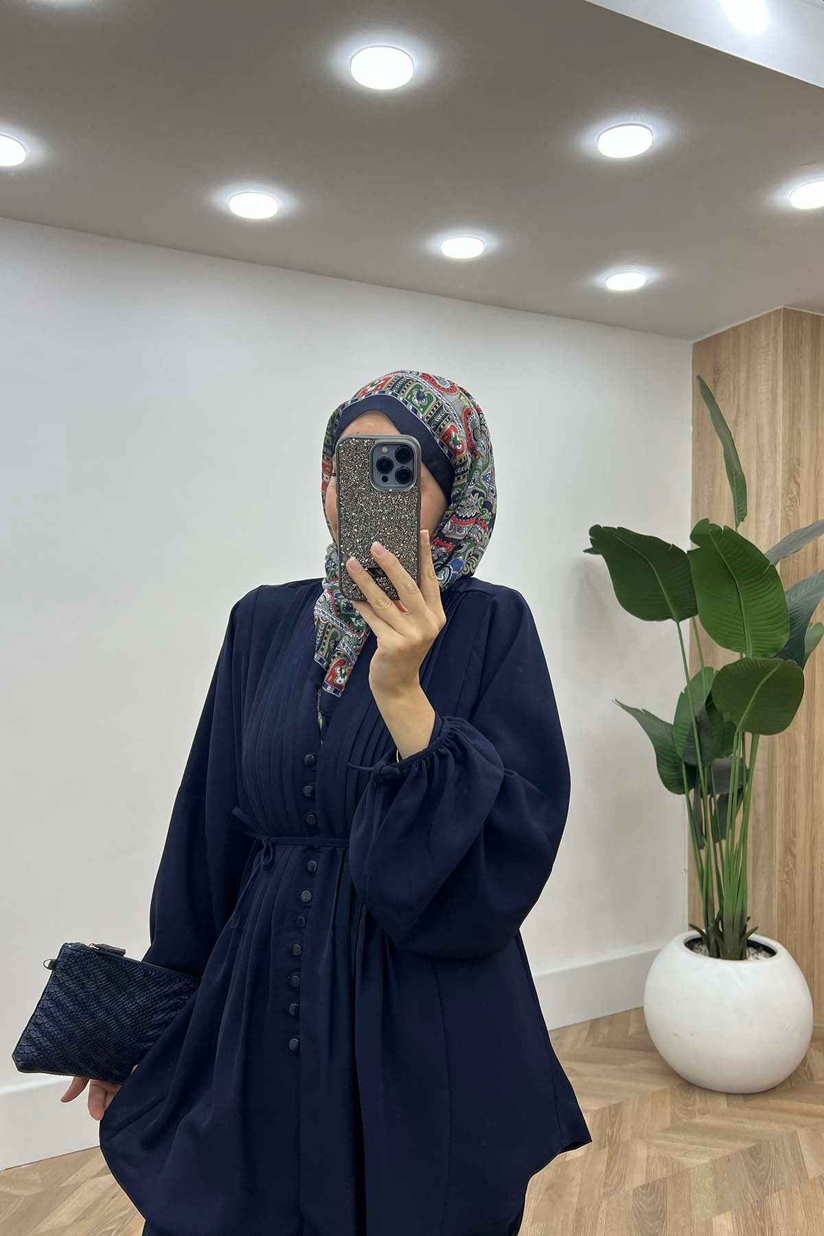 Önü Nervürlü Kemerli Modern Double Takım Lacivert