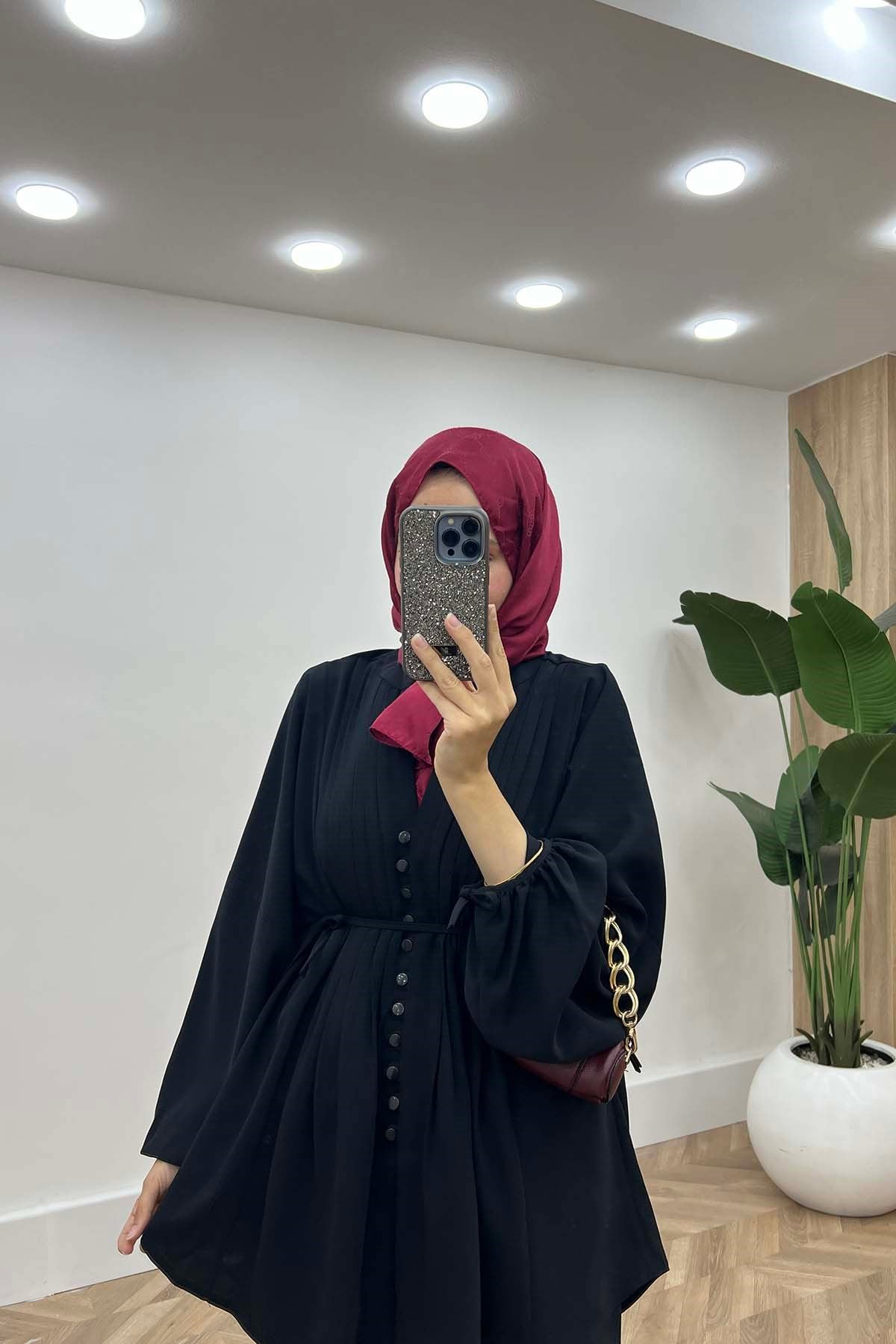 Önü Nervürlü Kemerli Modern Double Takım Siyah