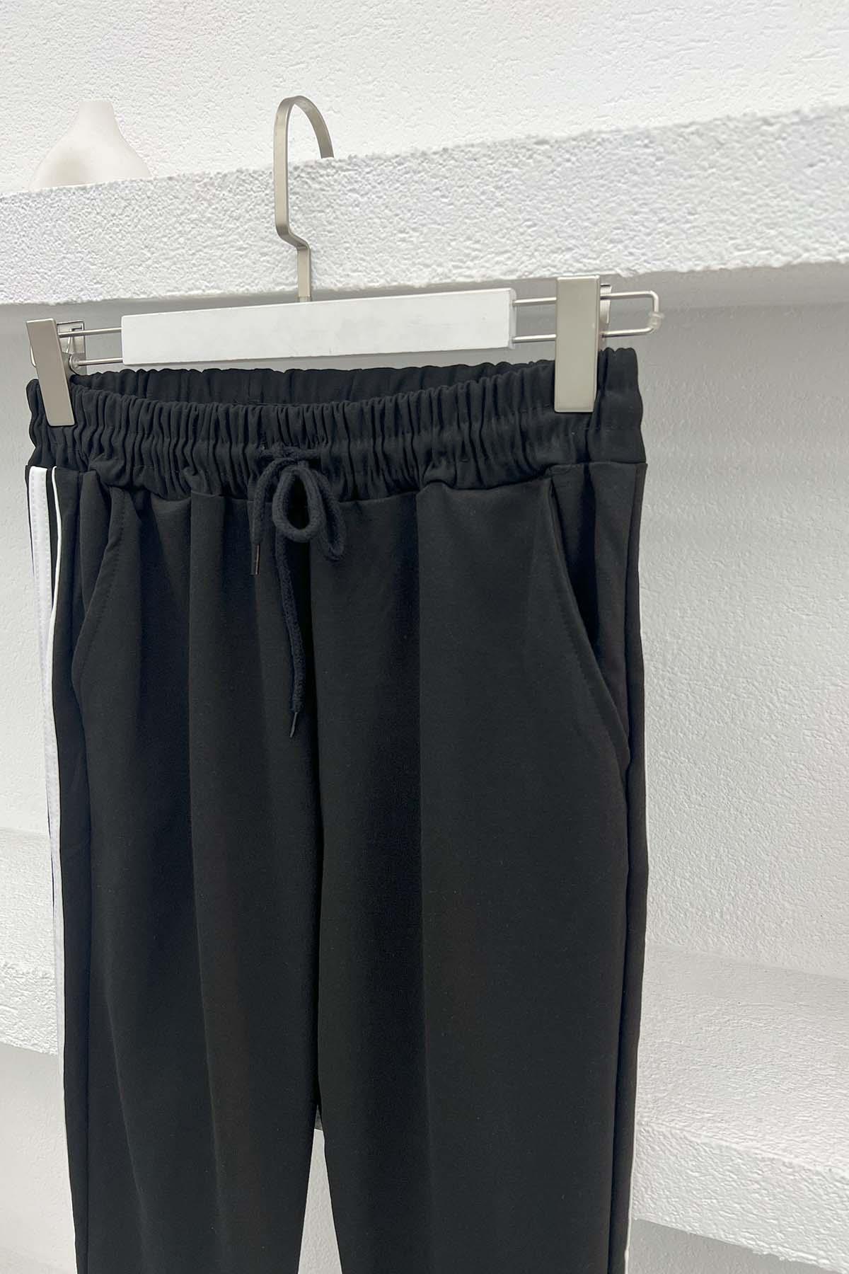 Paça Büzgülü Çizgili Eşofman Siyah