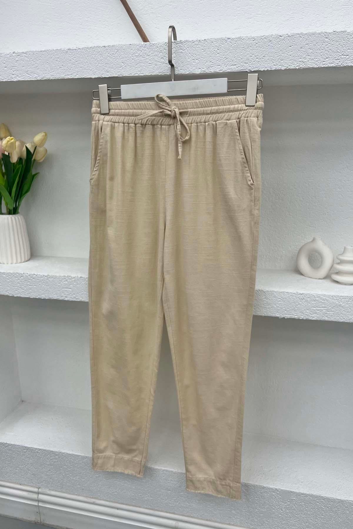 Paça Detaylı Pantolon Bej