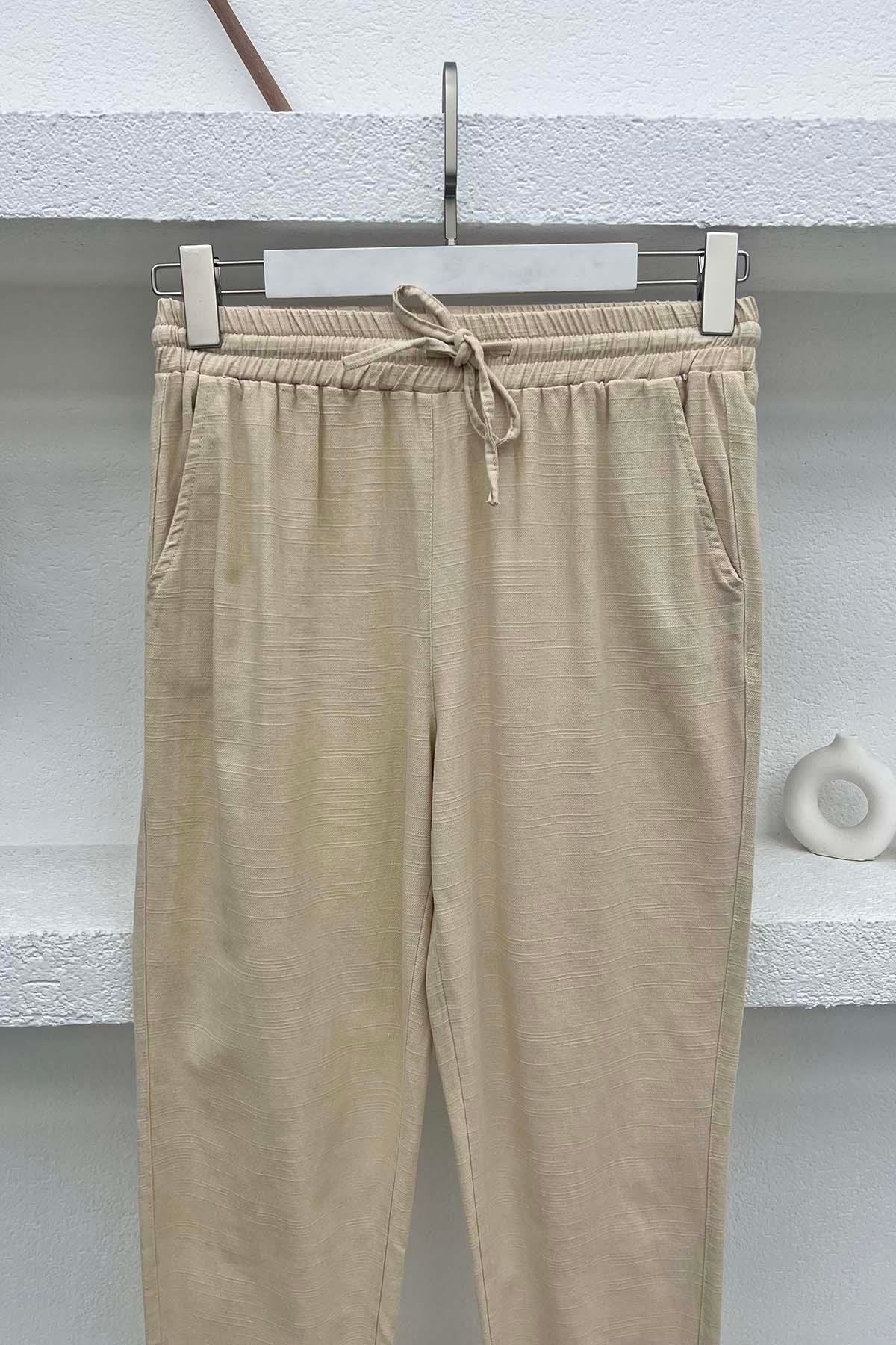 Paça Detaylı Pantolon Bej