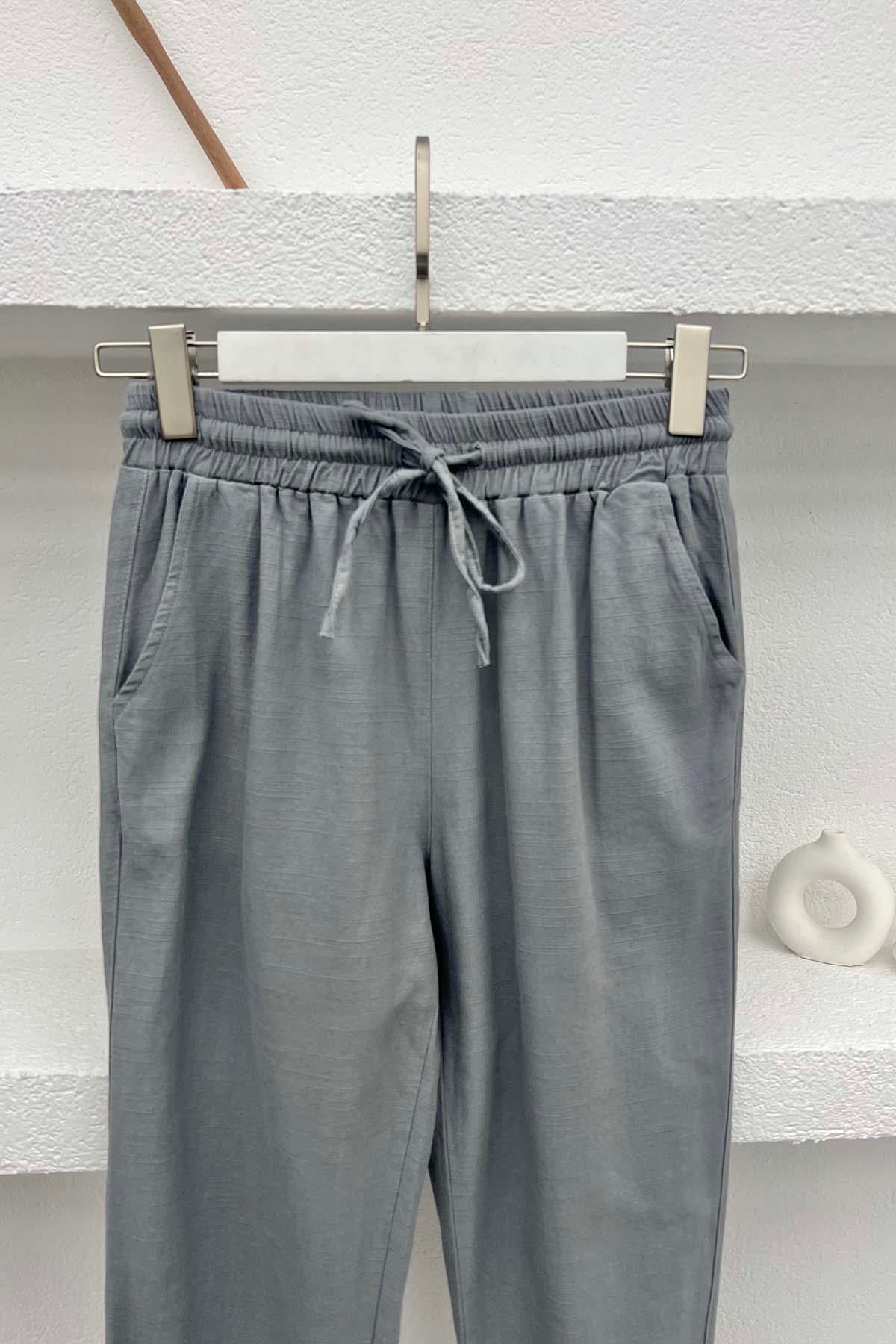 Paça Detaylı Pantolon Gri