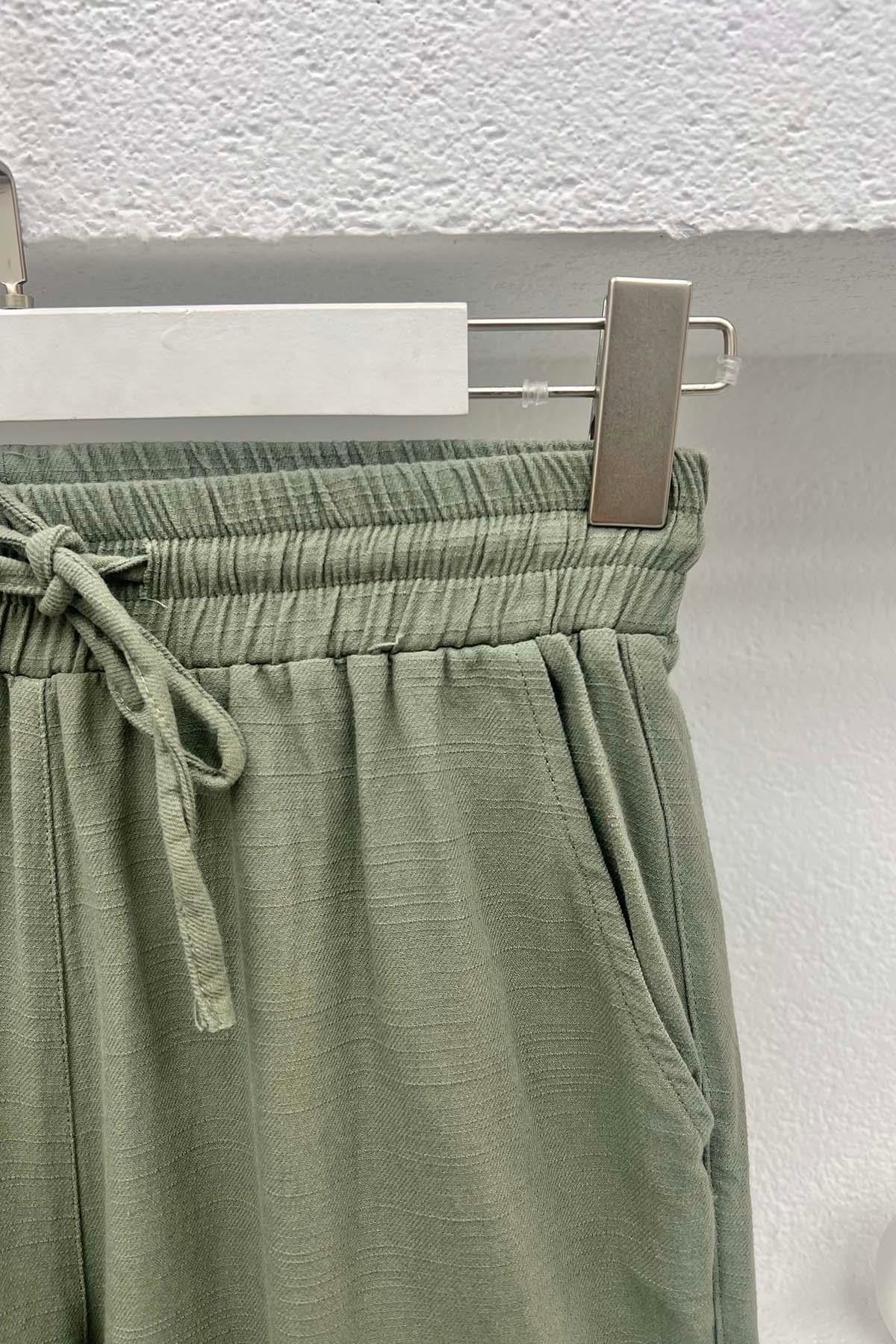 Paça Detaylı Pantolon Haki