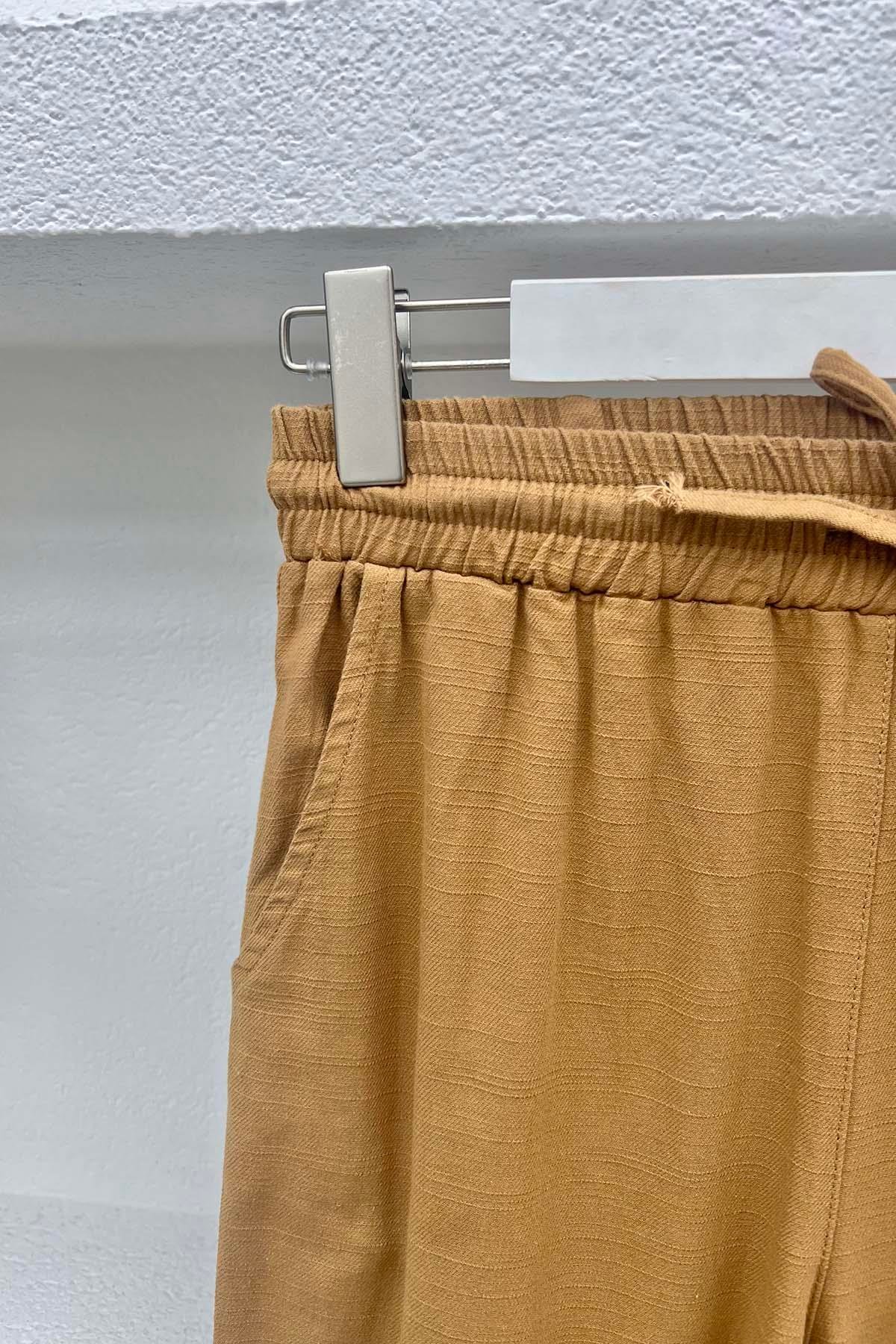 Paça Detaylı Pantolon Kahve